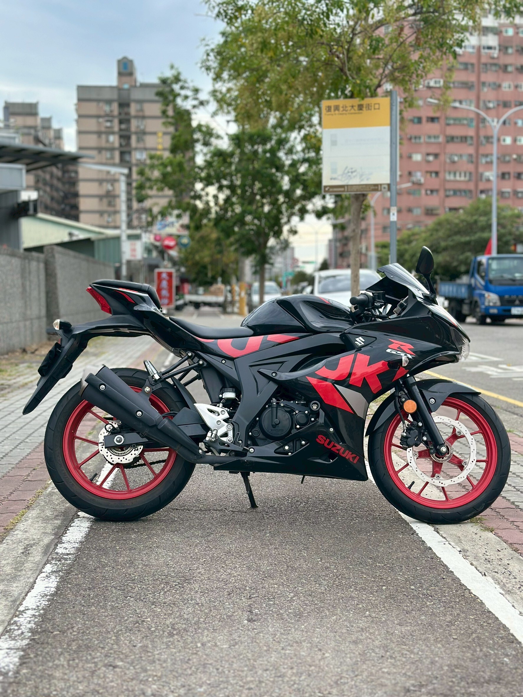 LINE_ALBUM_2019 台鈴 GSX-R150 ABS _5707 183xxKM $48,000_251105_1