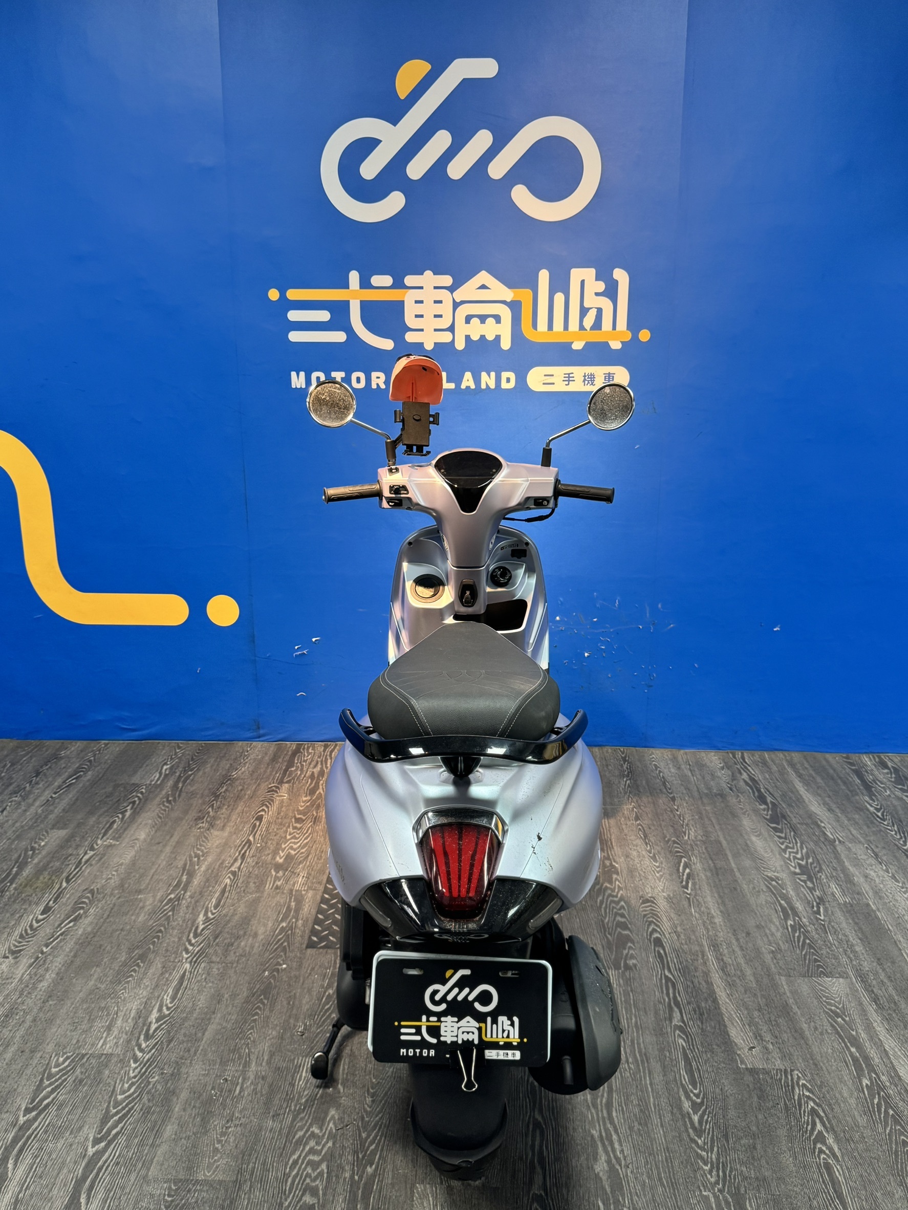 line_oa_chat_251112_183042_group_4