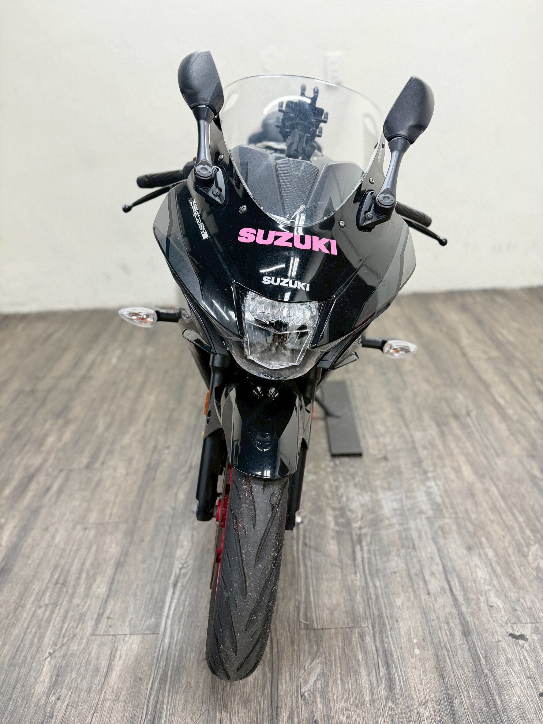 LINE_ALBUM_2021 台鈴 GSX-R 150 _8933 $58000 里程 14XXX_251113_9