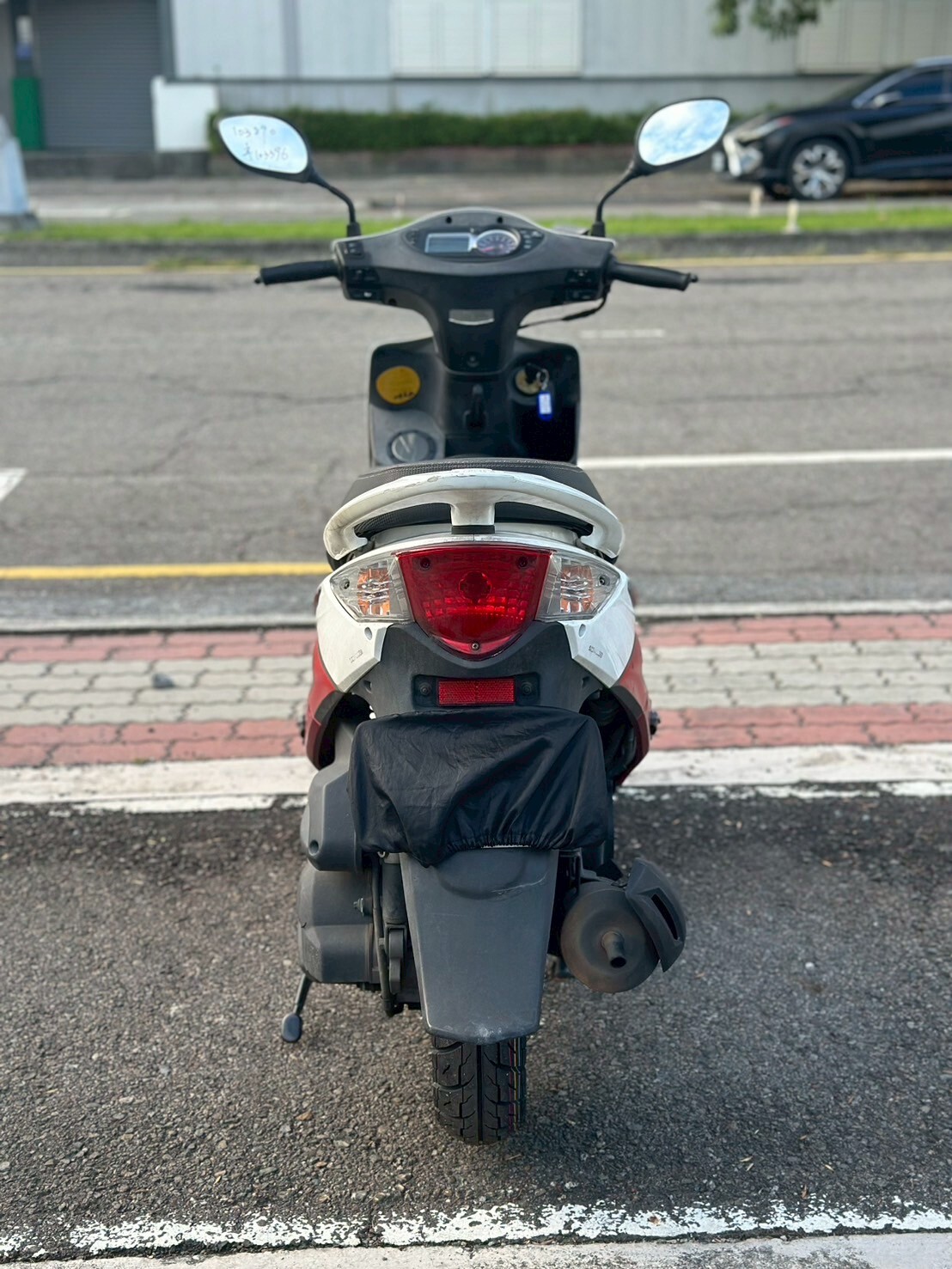 LINE_ALBUM_2016 光陽 GPll 125 碟煞 _6727 350xxKM $28,000_251113_3