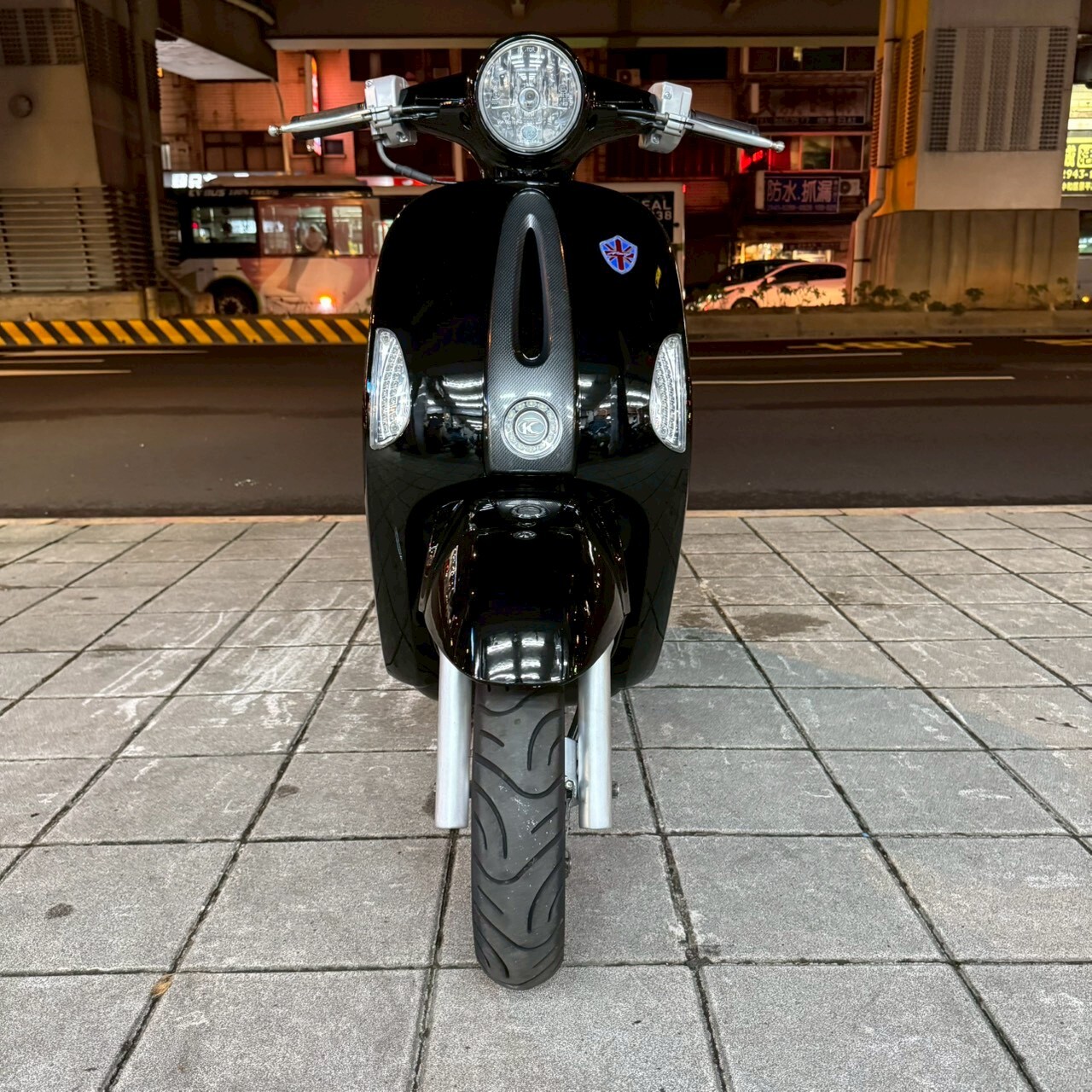 LINE_ALBUM_5663_251115_7