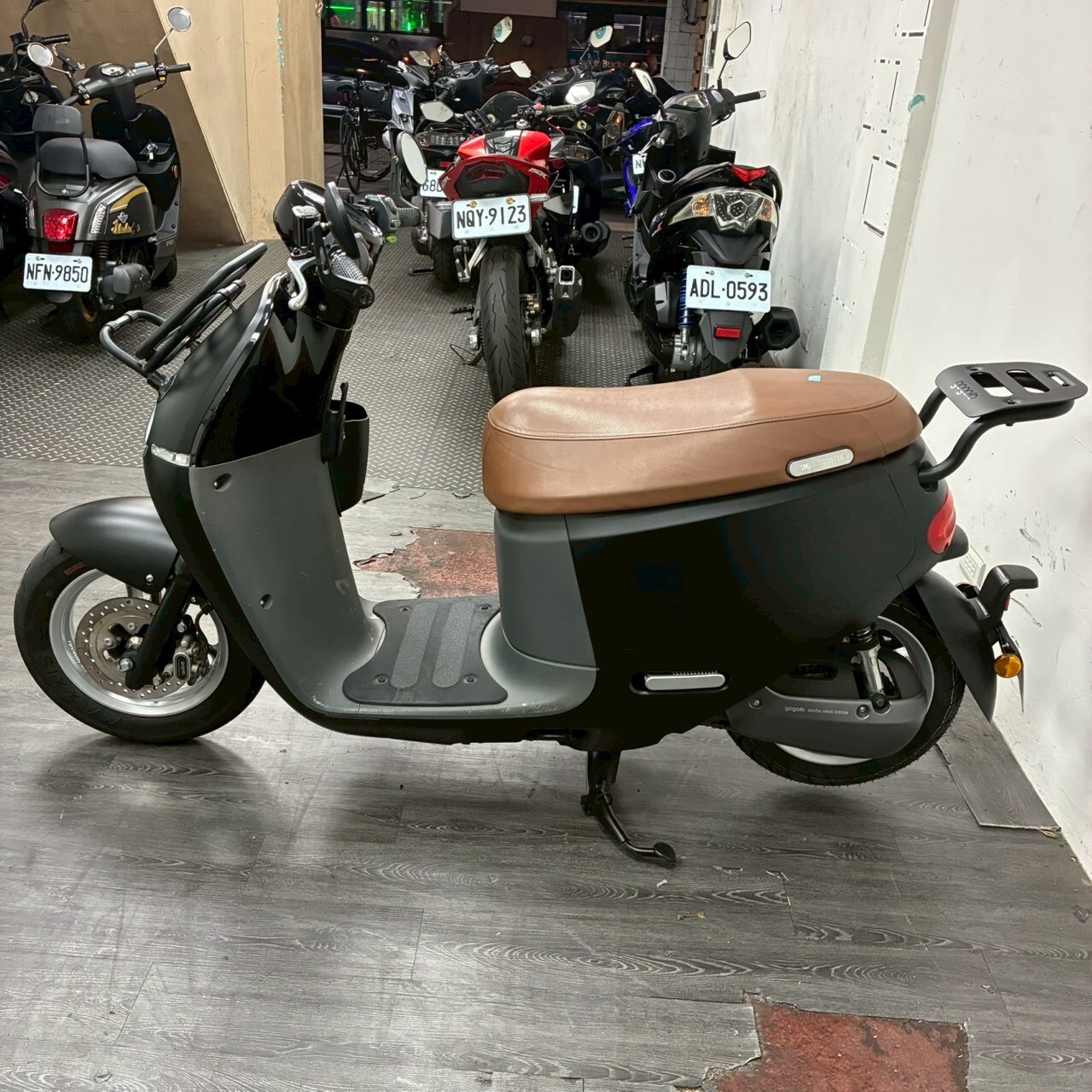 LINE_ALBUM_8539_251115_3