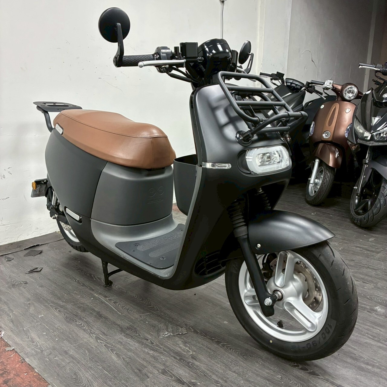 LINE_ALBUM_8539_251115_5