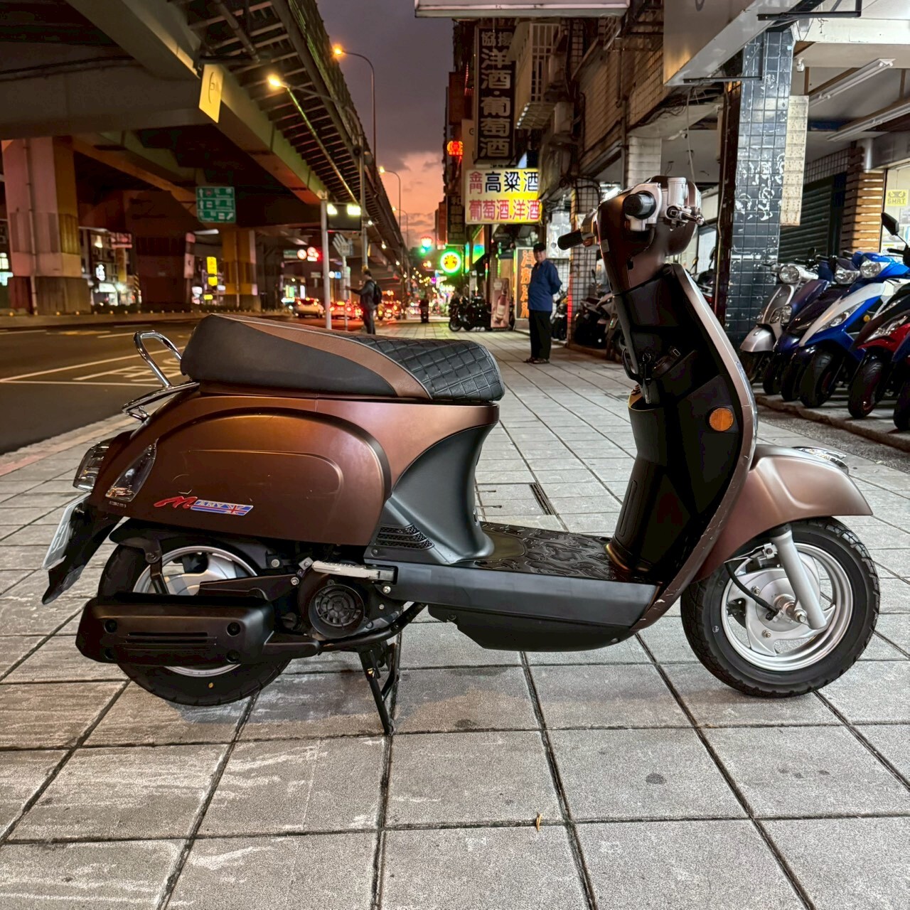 LINE_ALBUM_3928_251115_3