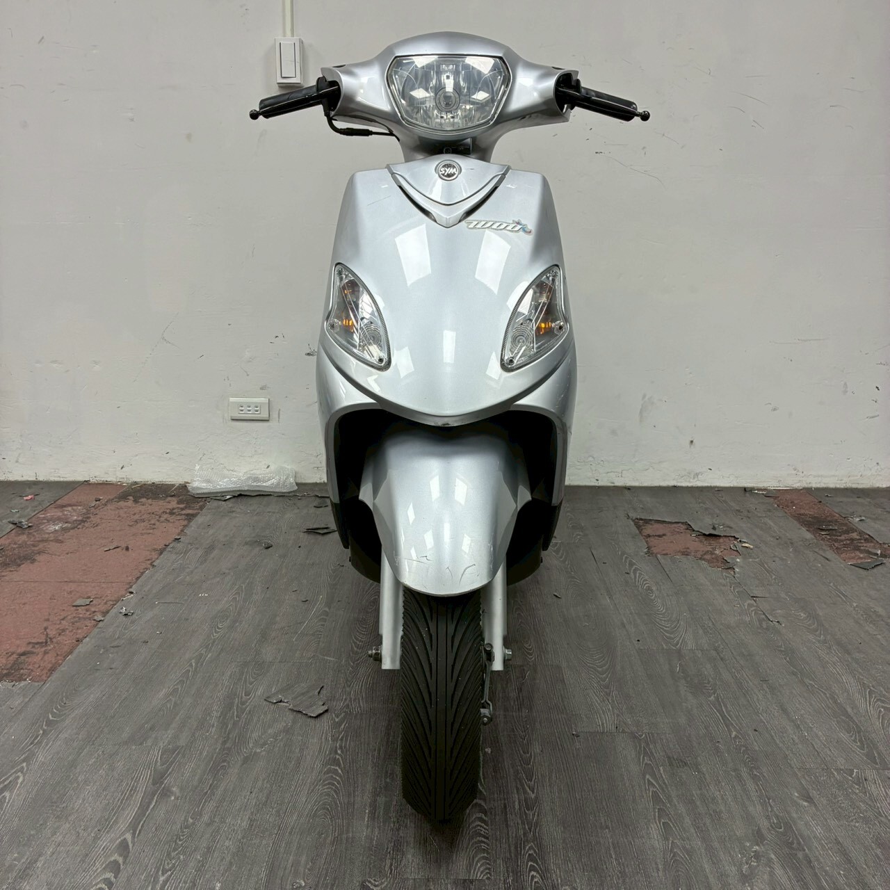 LINE_ALBUM_6853_251115_7