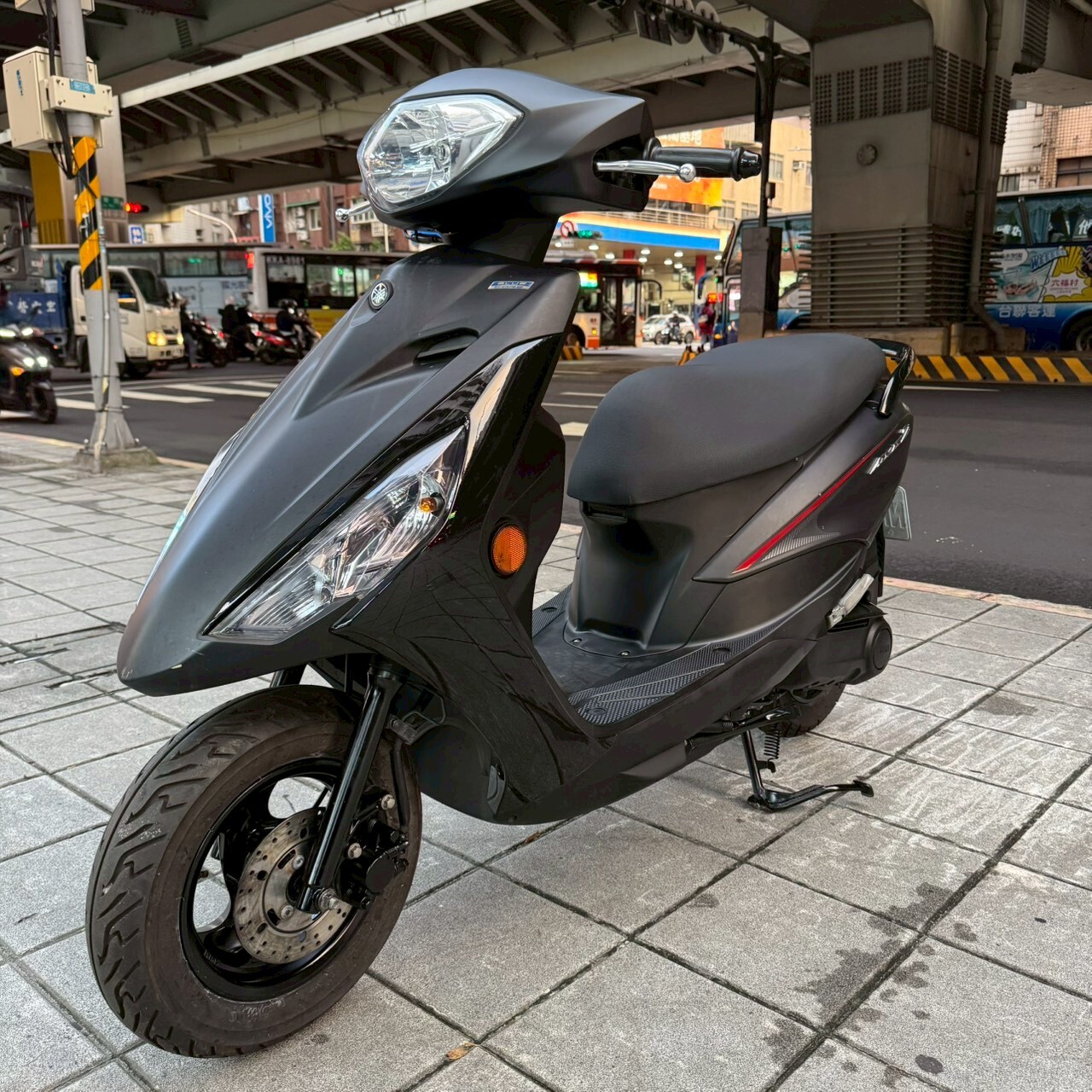 LINE_ALBUM_7800_251115_6