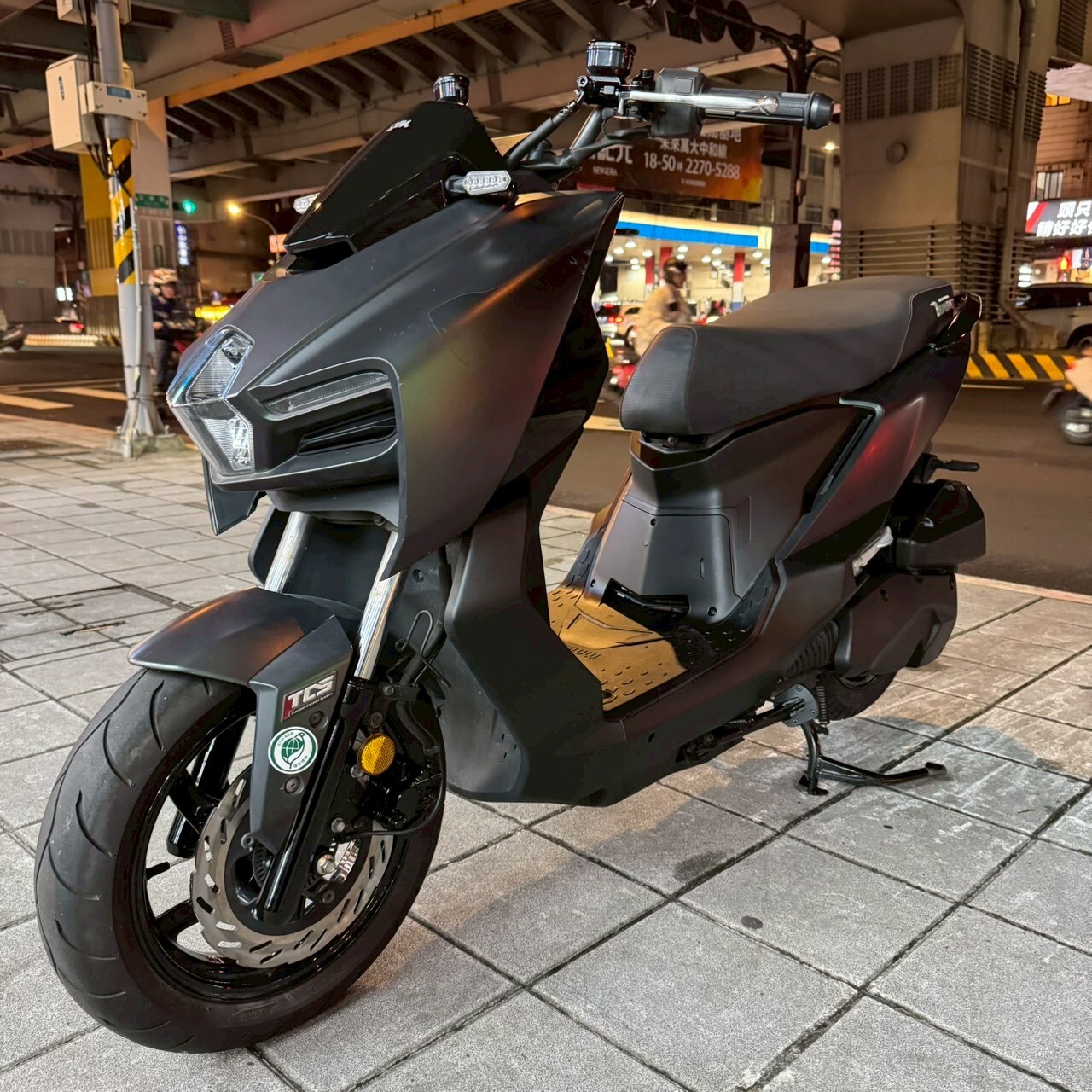 LINE_ALBUM_1277_251115_6