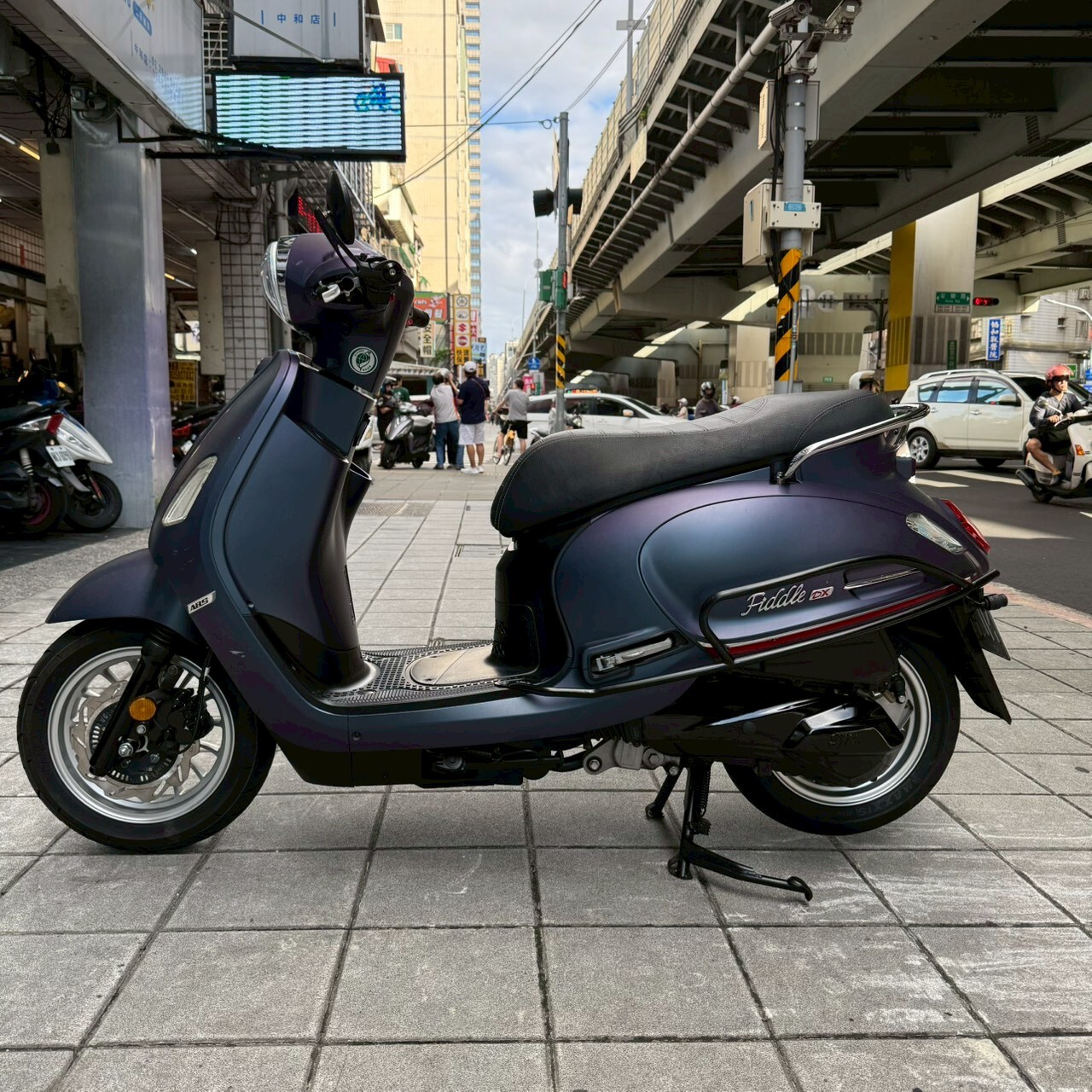 LINE_ALBUM_3910_251115_4