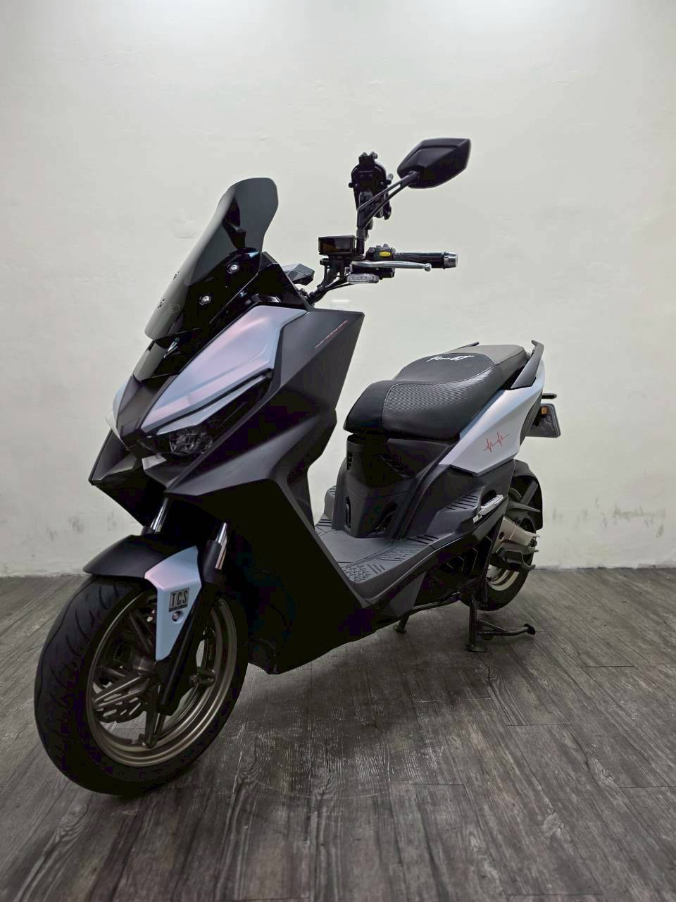 LINE_ALBUM_2025 光陽 ROMA GT180 _9572 $103000 里程46XX_251117_5