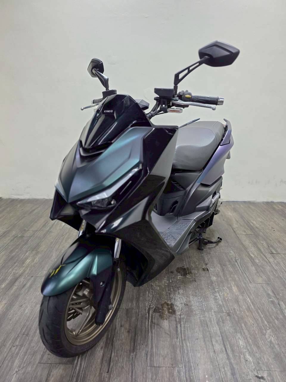 LINE_ALBUM_2021 光陽 KRV180 TCS _1536 $72000 里程19XXX_251117_6