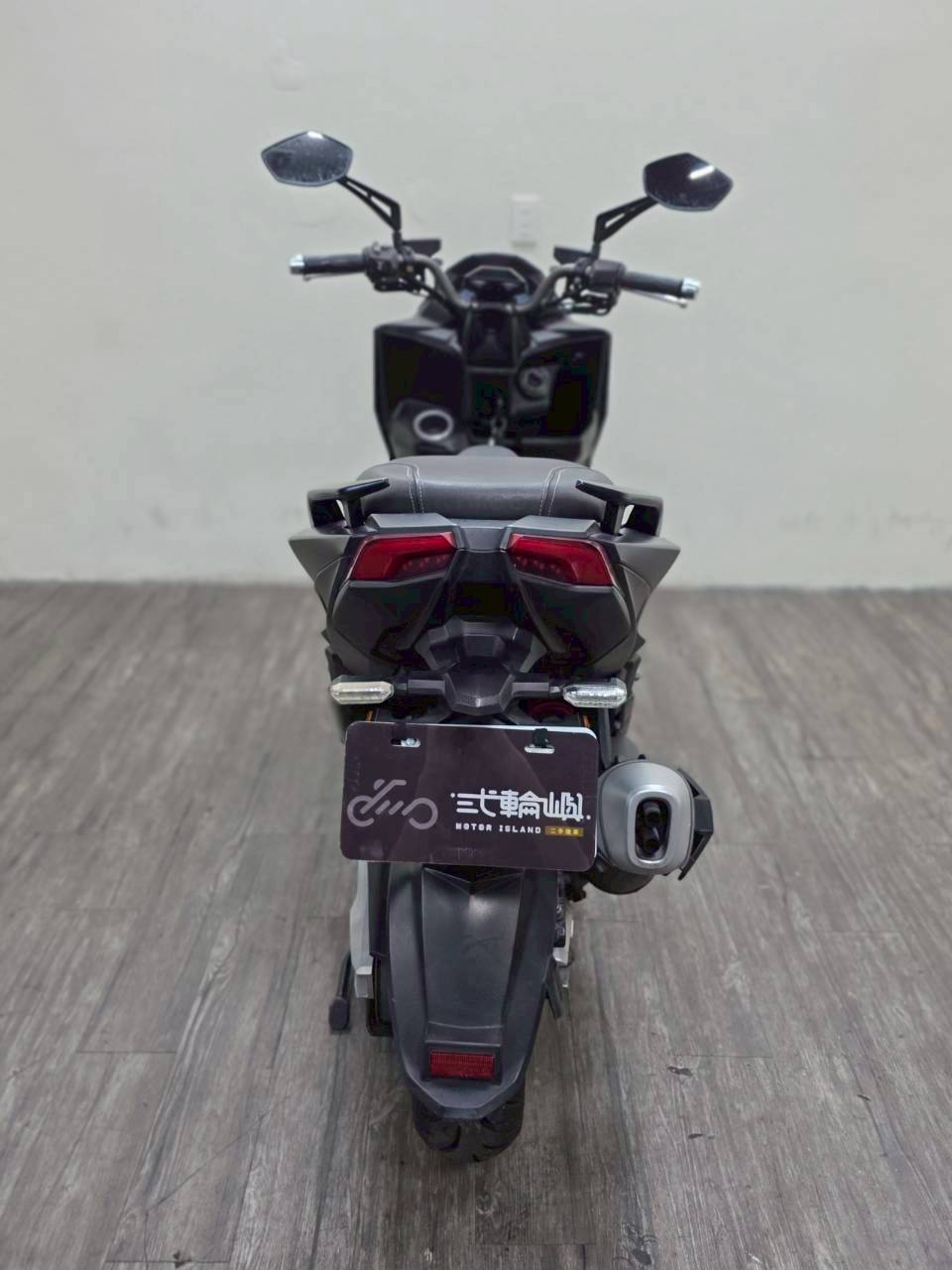 LINE_ALBUM_2021 光陽 KRV180 TCS _1536 $72000 里程19XXX_251117_2