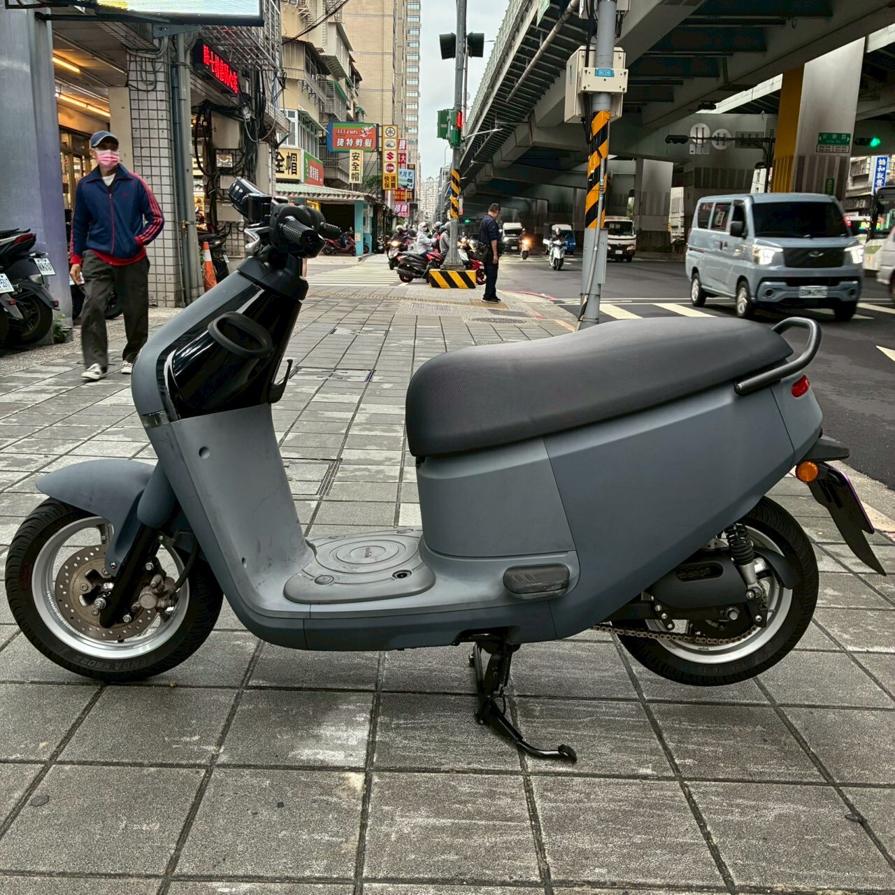 LINE_ALBUM__3213_251120_3