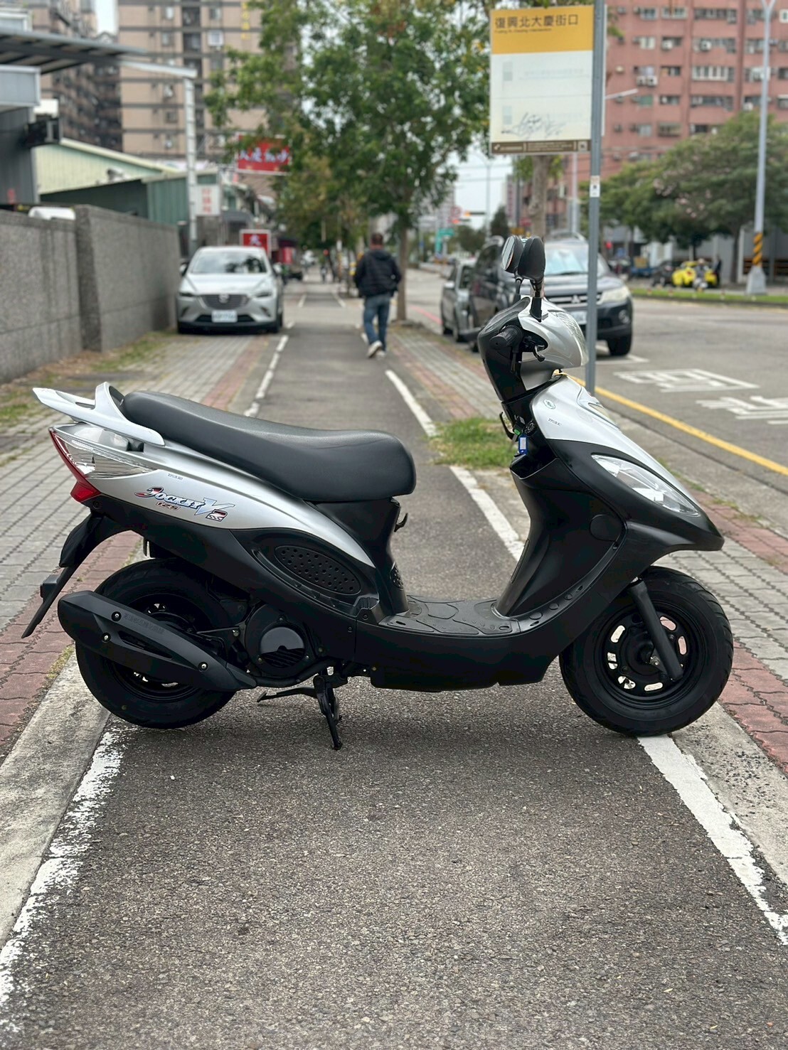 LINE_ALBUM_2012 光陽 奔騰  V2 125 鼓煞 _969 235xxKM $26,000_251120_1