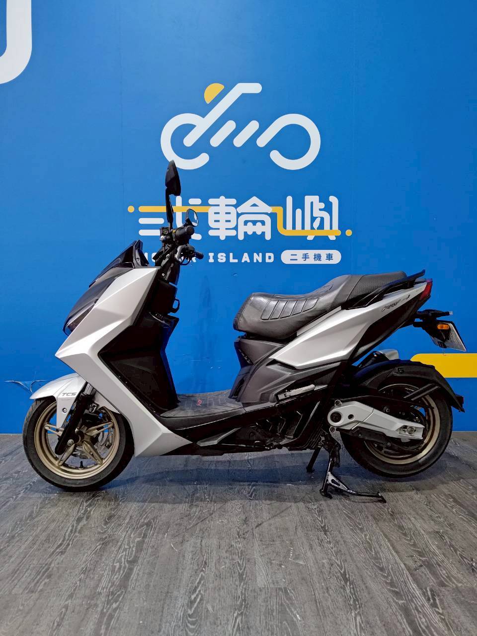 LINE_ALBUM_2022 光陽 KRV 180 TCS _NRC-7939 $67000 里程28XXX_251127_3