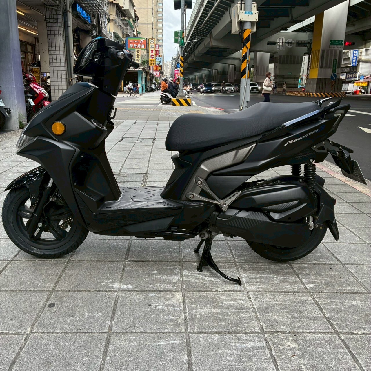 LINE_ALBUM_2017 光陽 雷霆S150 RACINGS 雙碟 _7385 $42000_251127_3