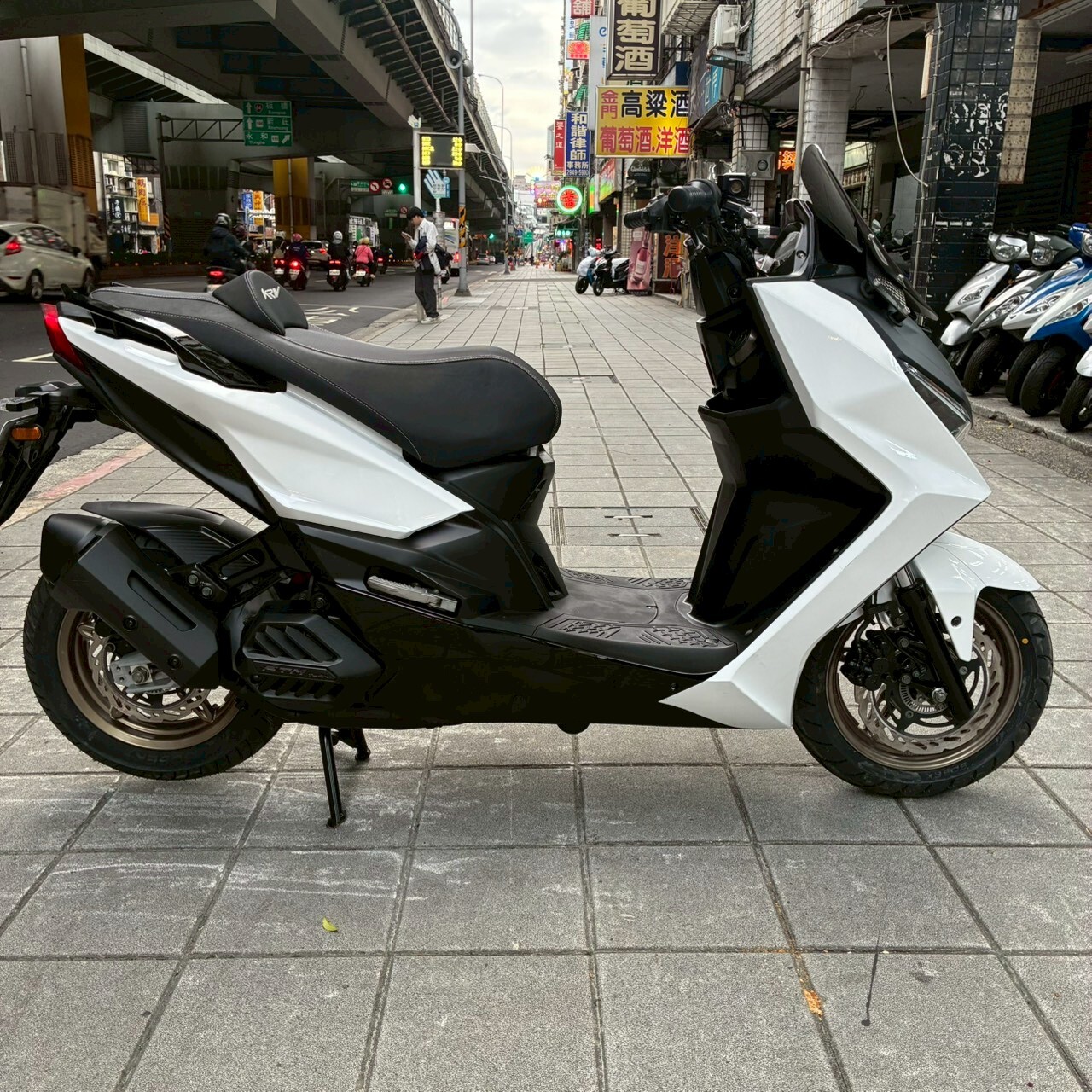 LINE_ALBUM_2021 光陽 KRV 180 TCS _8555 $68000_251127_4