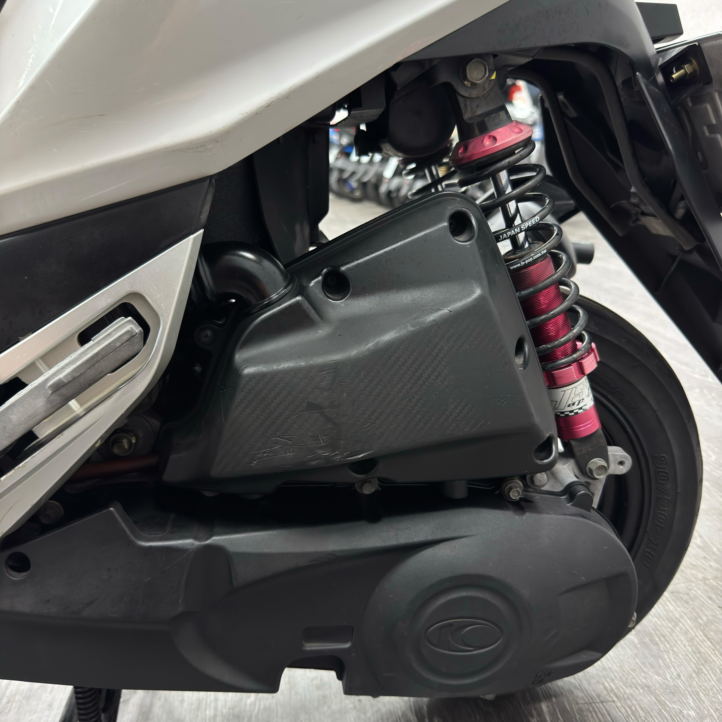 590134093468401886_0