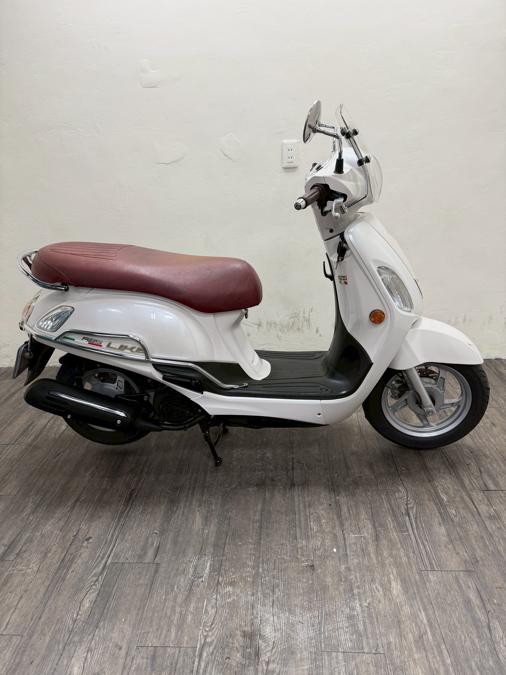 LINE_ALBUM_2021 光陽 LIKE 125ABS _0177 $43000 里程46XXX_251201_5