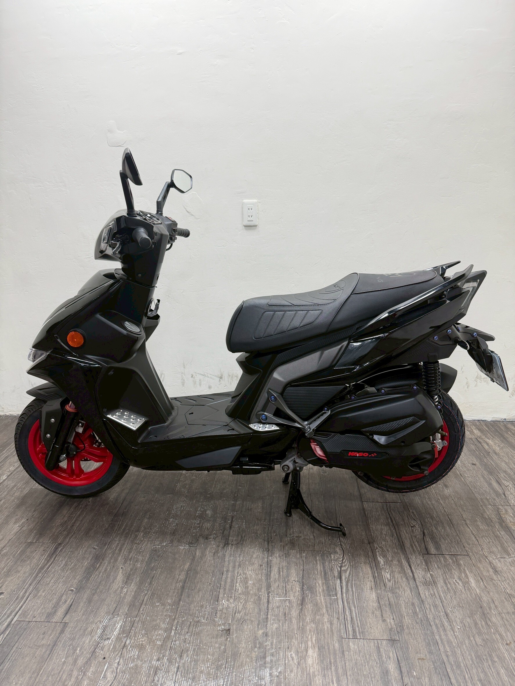 LINE_ALBUM_2020 光陽 雷霆S ABS _0168  $55000 里程19XXX_251201_3