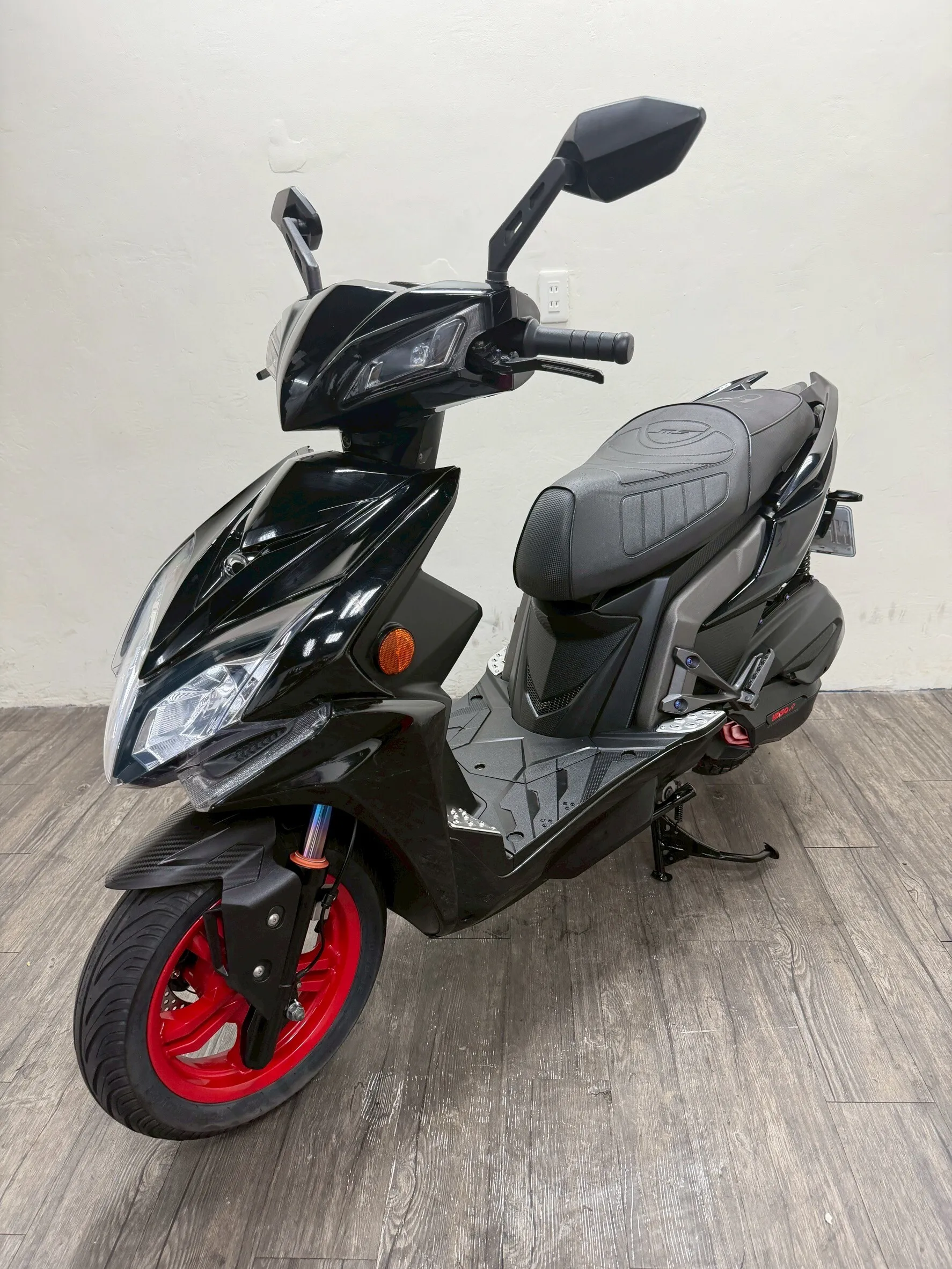 LINE_ALBUM_2020 光陽 雷霆S ABS _0168  $55000 里程19XXX_251201_6