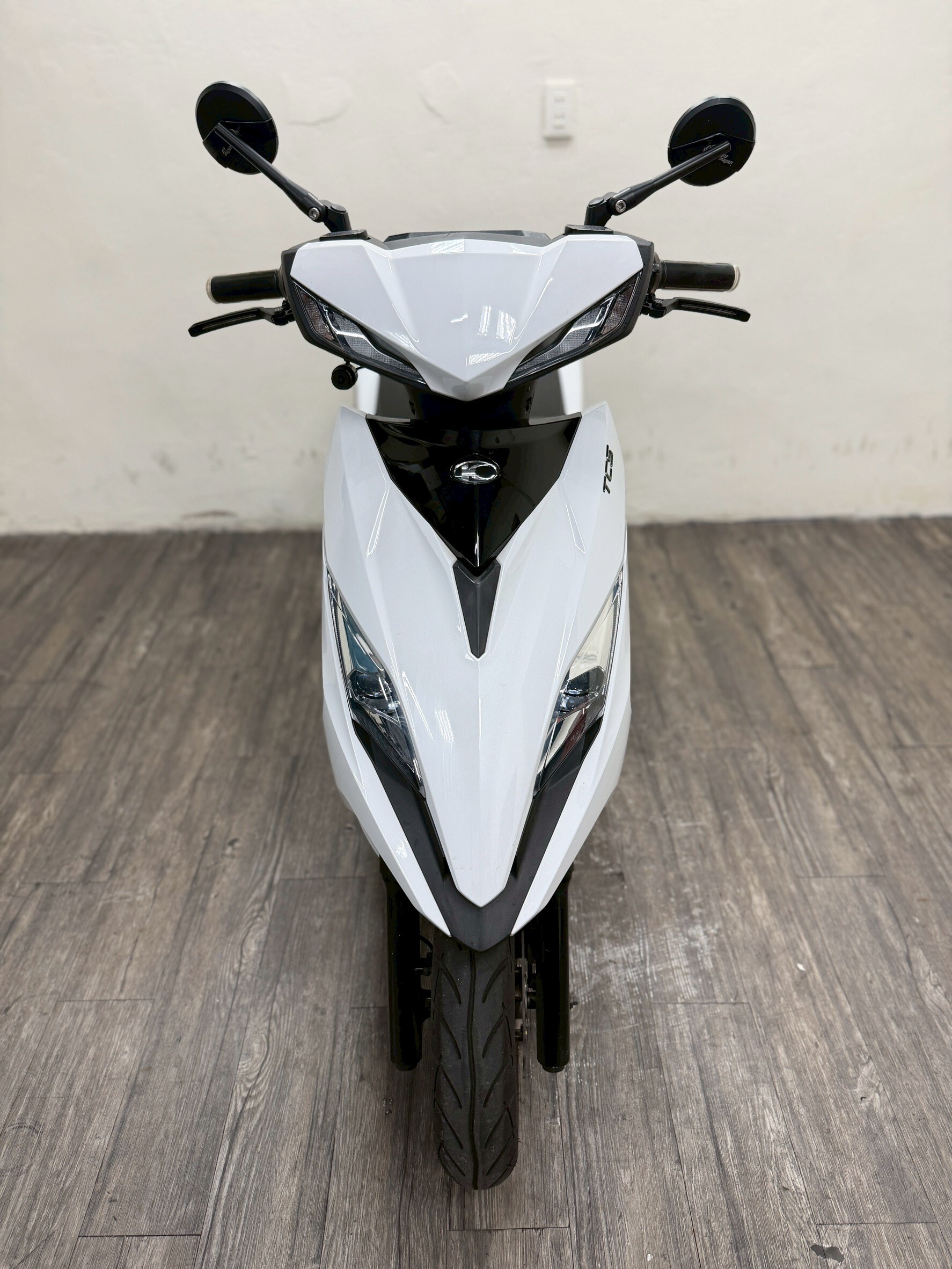 LINE_ALBUM_2023 光陽 VJR 125 V4 TCS _1781 $ 55000 里程 73XX_251201_7