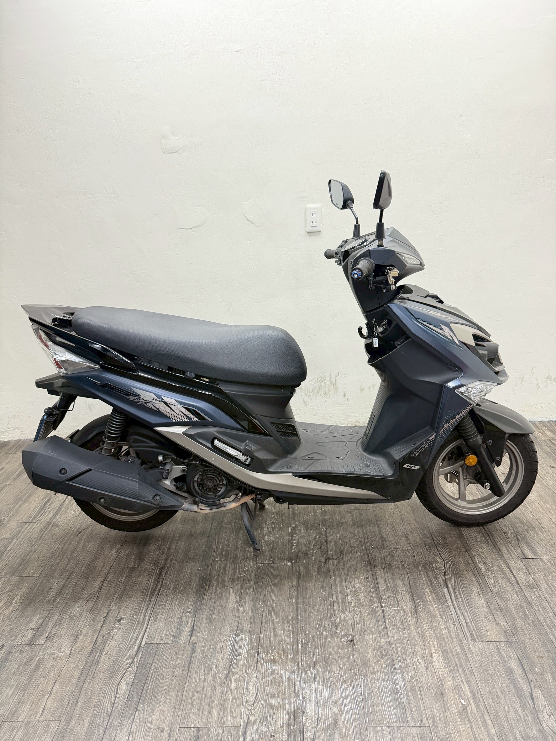 LINE_ALBUM_2021 三陽 JET SR 125 ABS _6190 $65000 里程 17XXX_251201_4