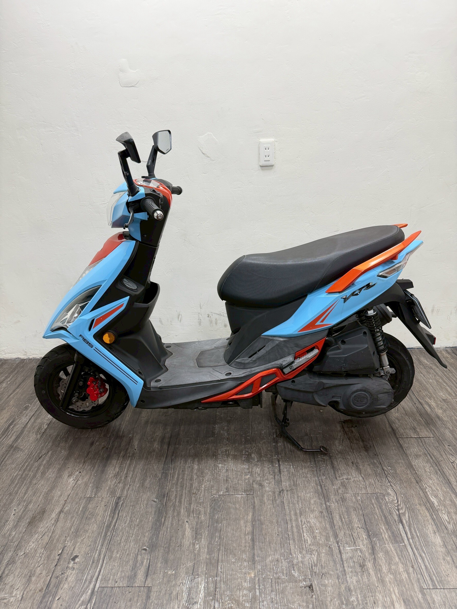 LINE_ALBUM_2016 光陽 VJR 125 ABS _3586 $38000里程 7XXX_251201_4