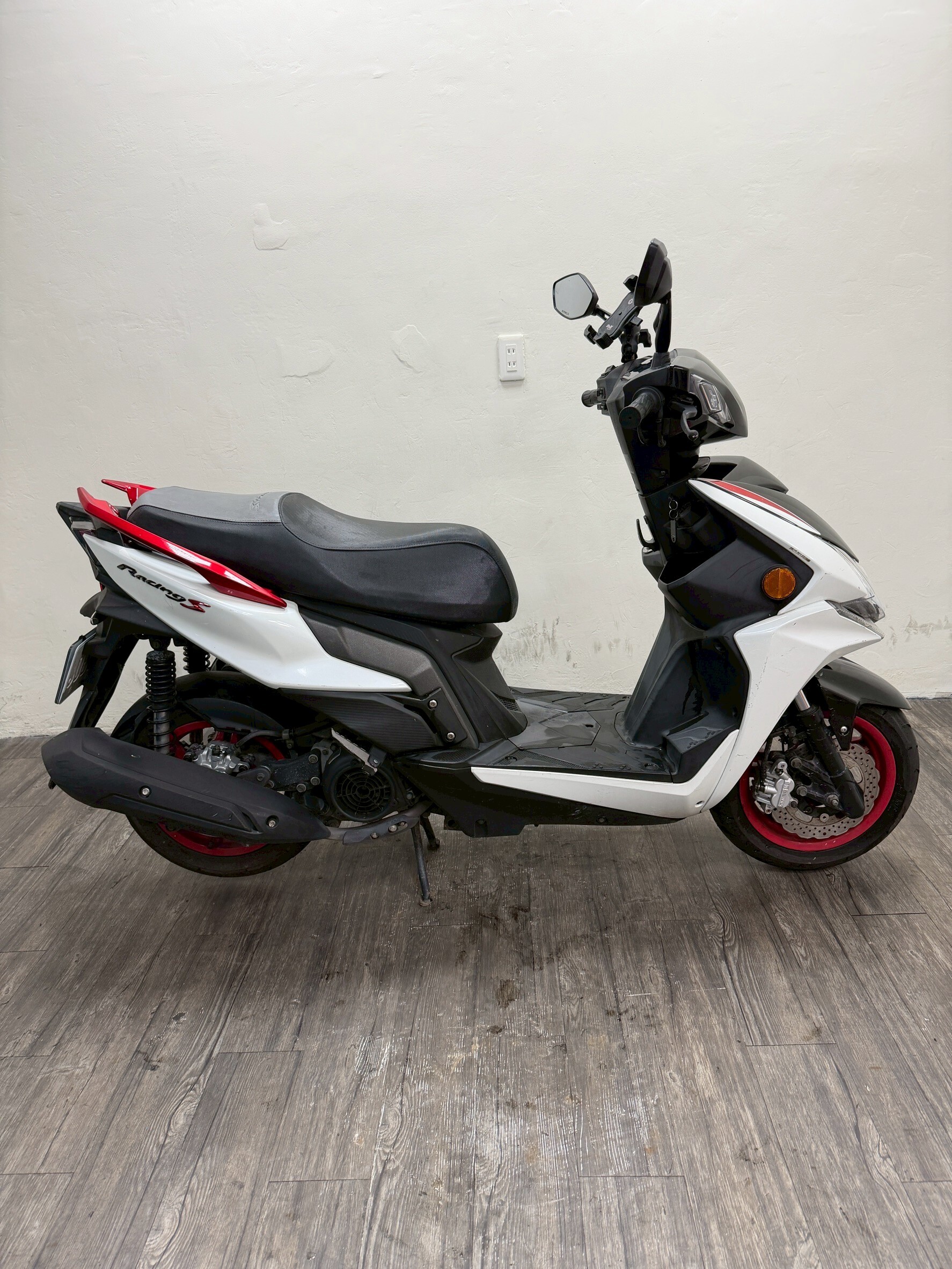 LINE_ALBUM_2023 光陽 雷霆S 125 雙碟 _3806 $ 55000 里程37XX_251203_4