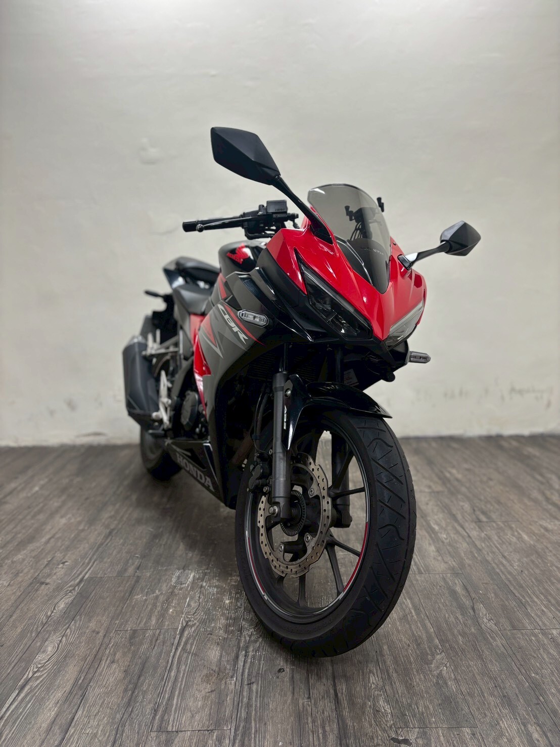 LINE_ALBUM_2019 本田CBR150R_3878 $68000 里程13xxx_251203_5