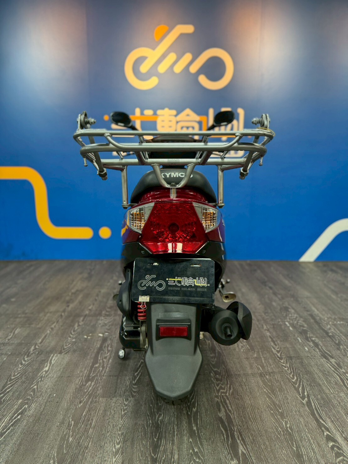 LINE_ALBUM__251208_1