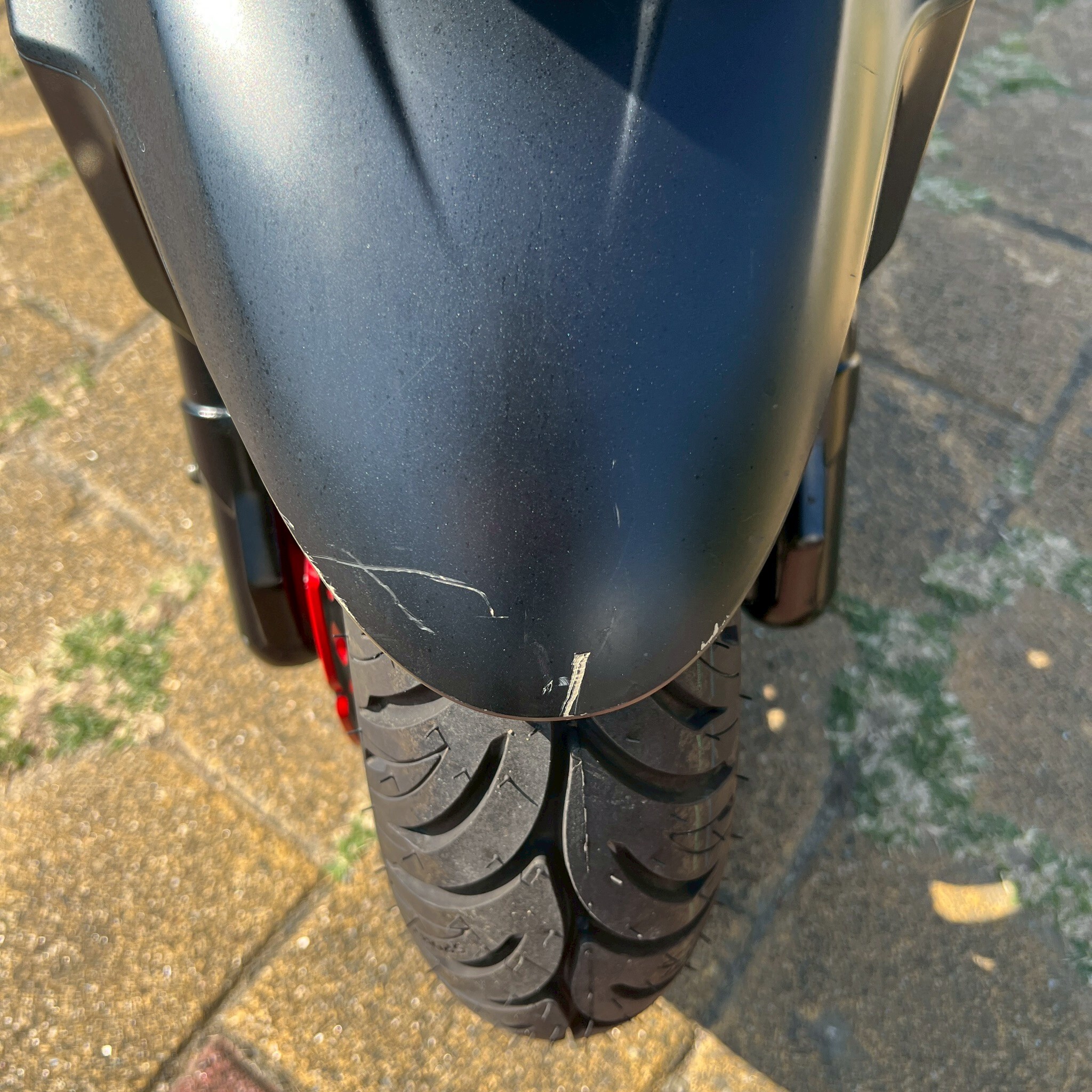 LINE_ALBUM_已整理 2016 光陽  雷霆S 125 (雙碟) _MLY-7302 $38000 里程32078_251209_10