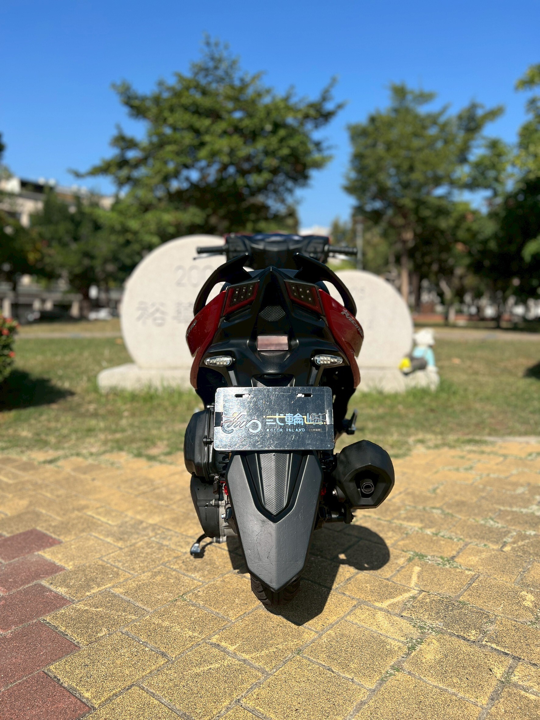 LINE_ALBUM_已整理 2016 光陽  雷霆S 125 (雙碟) _MLY-7302 $38000 里程32078_251209_15