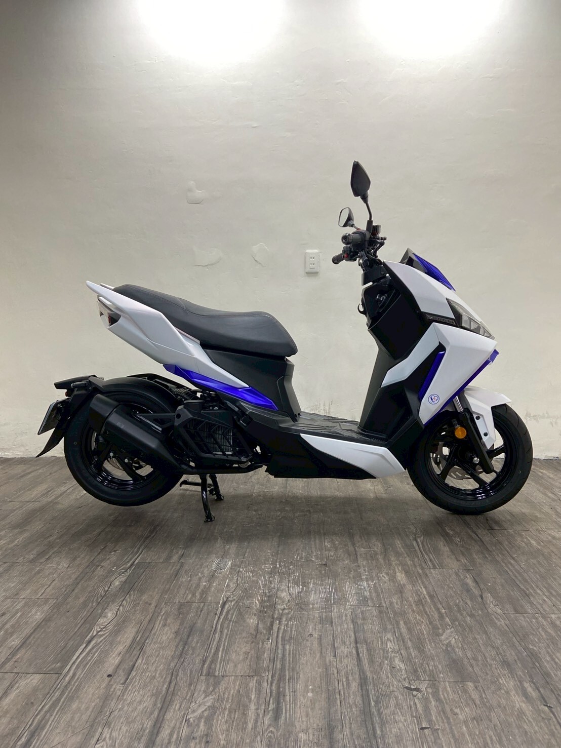 LINE_ALBUM_2024 三陽 DRG 2.0 KEYLESS _3092 $105000 里程79XX_251211_3