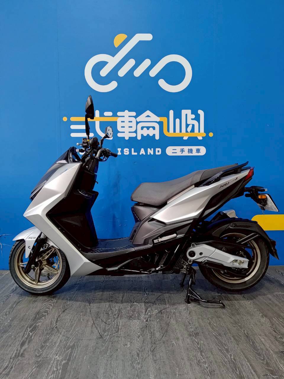 LINE_ALBUM_2022 光陽 KRV 180 TCS _NUR-5678 $69999 里程 10XXX_251215_3