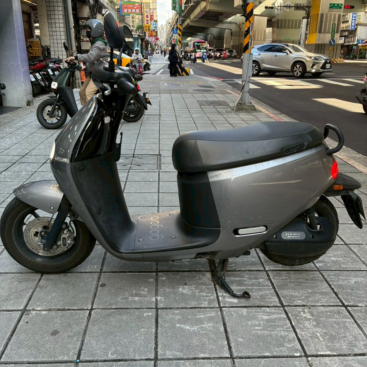 LINE_ALBUM_2023 GOGORO 2 PREMIUM _9739 $38000_251216_4