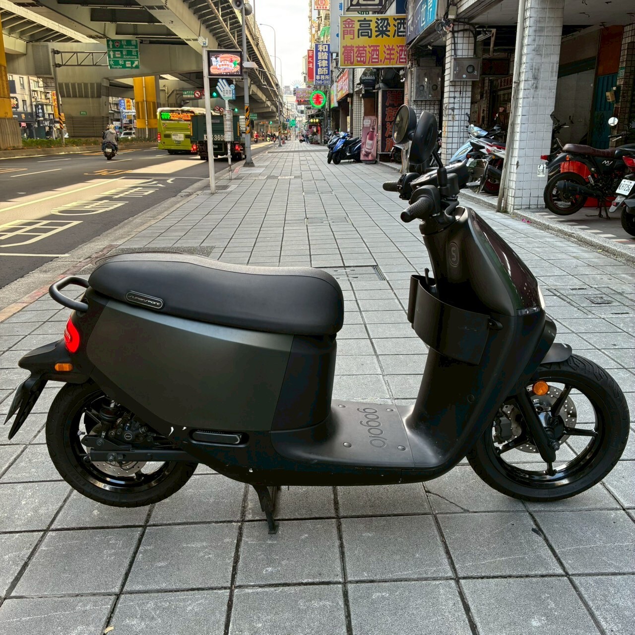 LINE_ALBUM_2024 GOGORO SUPERSPORT TCS _0002 $54000_251216_3