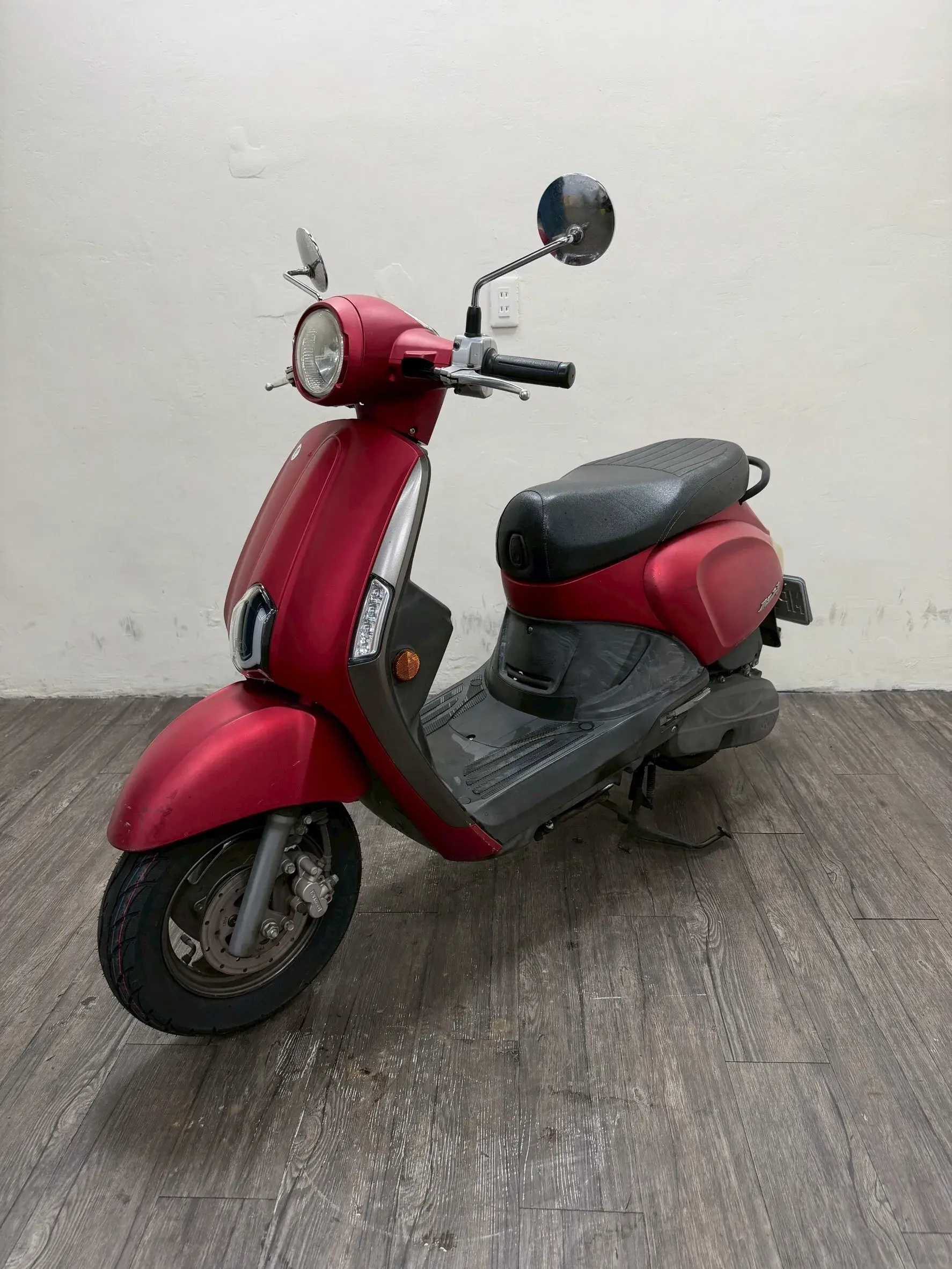 LINE_ALBUM_2017 光陽 NEW MANY 110 _5266 $42000 里程 19XXX_251101_6