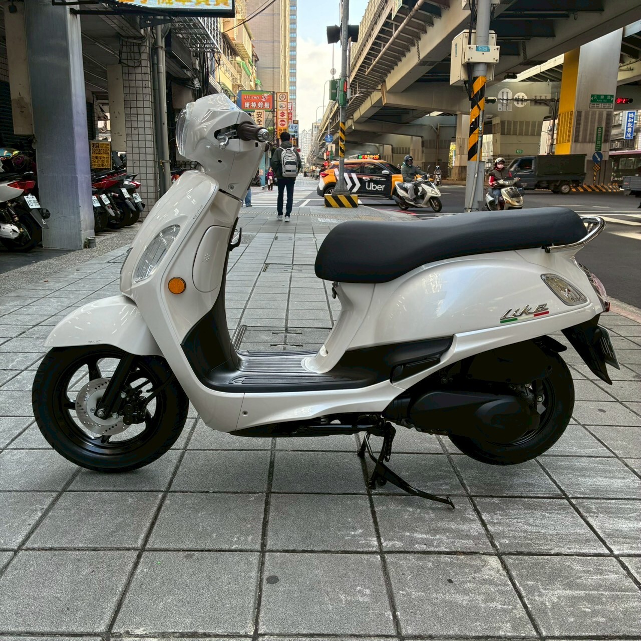 LINE_ALBUM_2018 光陽 LIKE 125 _3213 $42000_251216_4