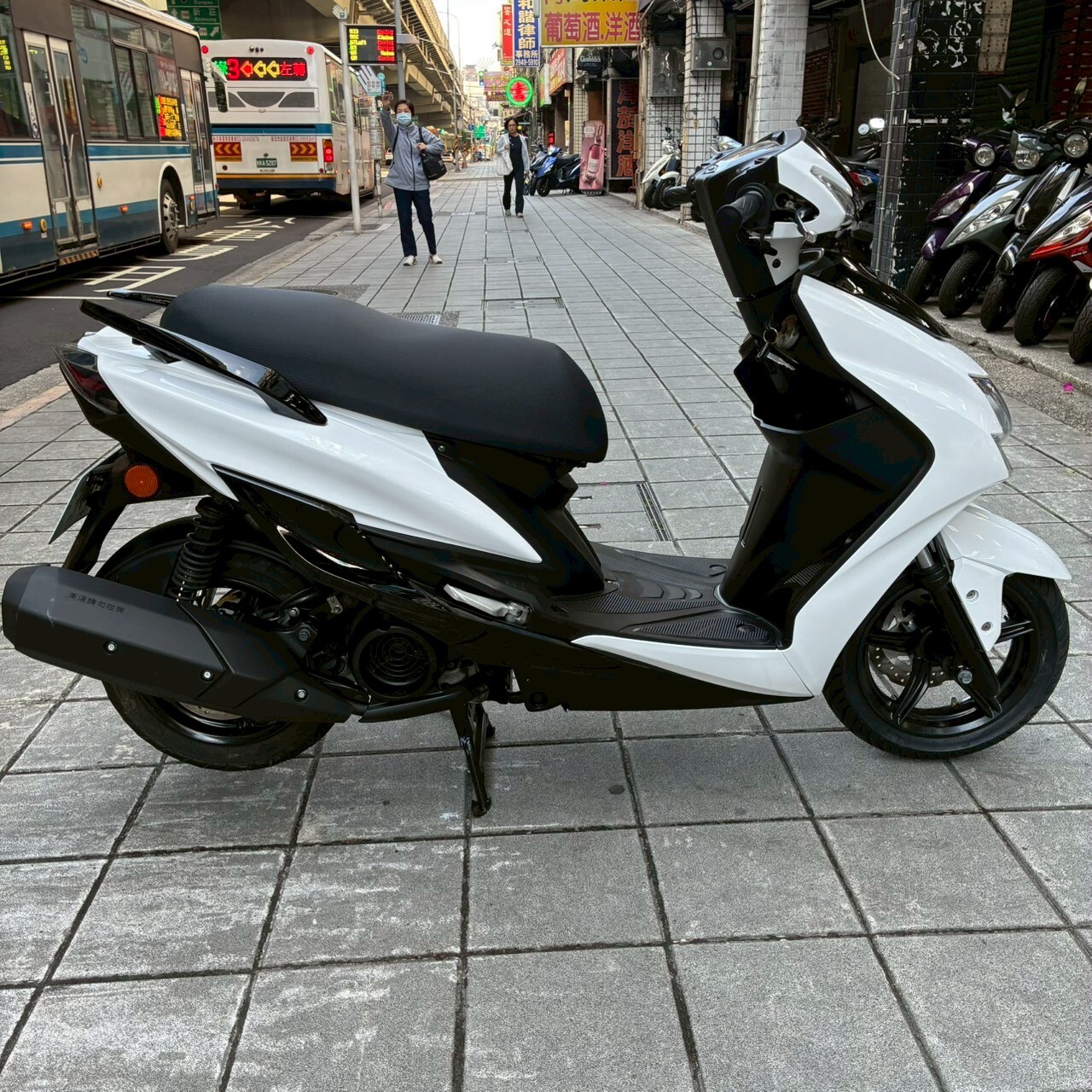 LINE_ALBUM_2018 山葉 勁戰五代 125 ABS _7988 $55000_251216_3