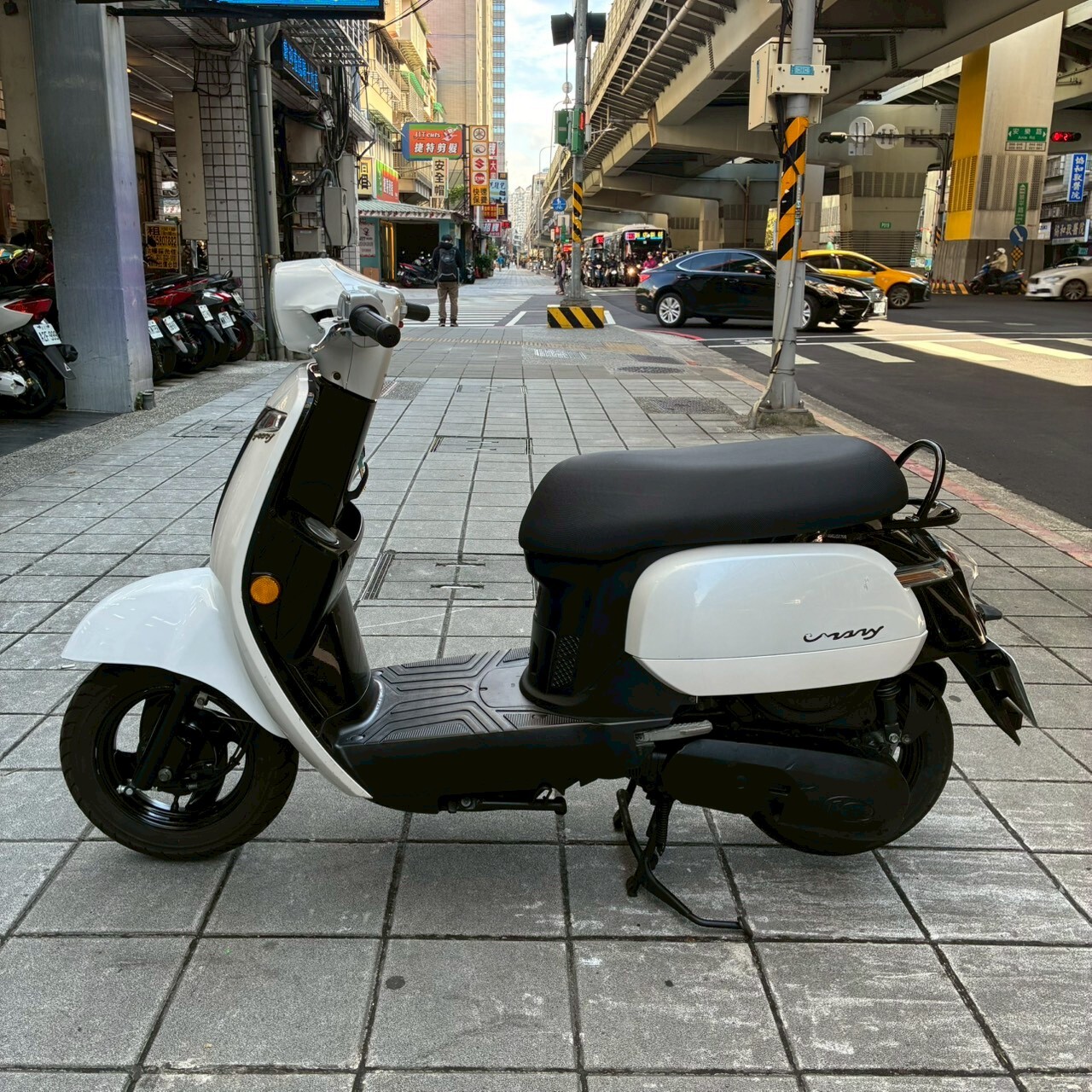 LINE_ALBUM_2015 光陽 MANY 125 鼓煞 _759 $32000_251216_4