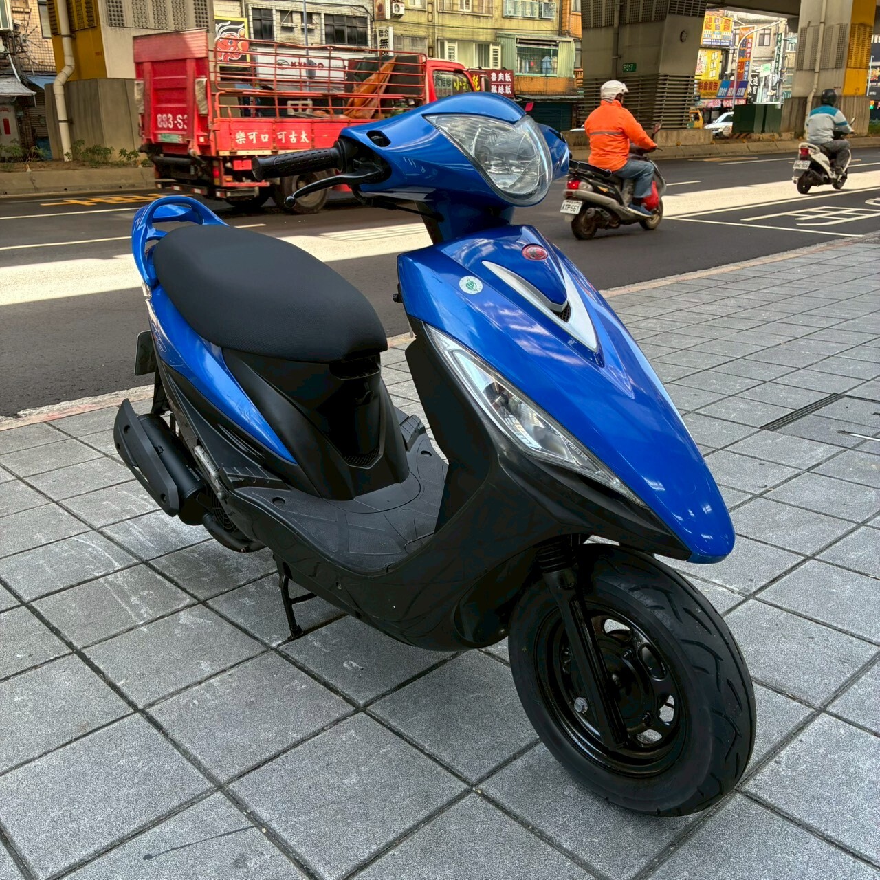 LINE_ALBUM_2016 光陽 GP125 鼓煞 _5236 $33000_251216_5