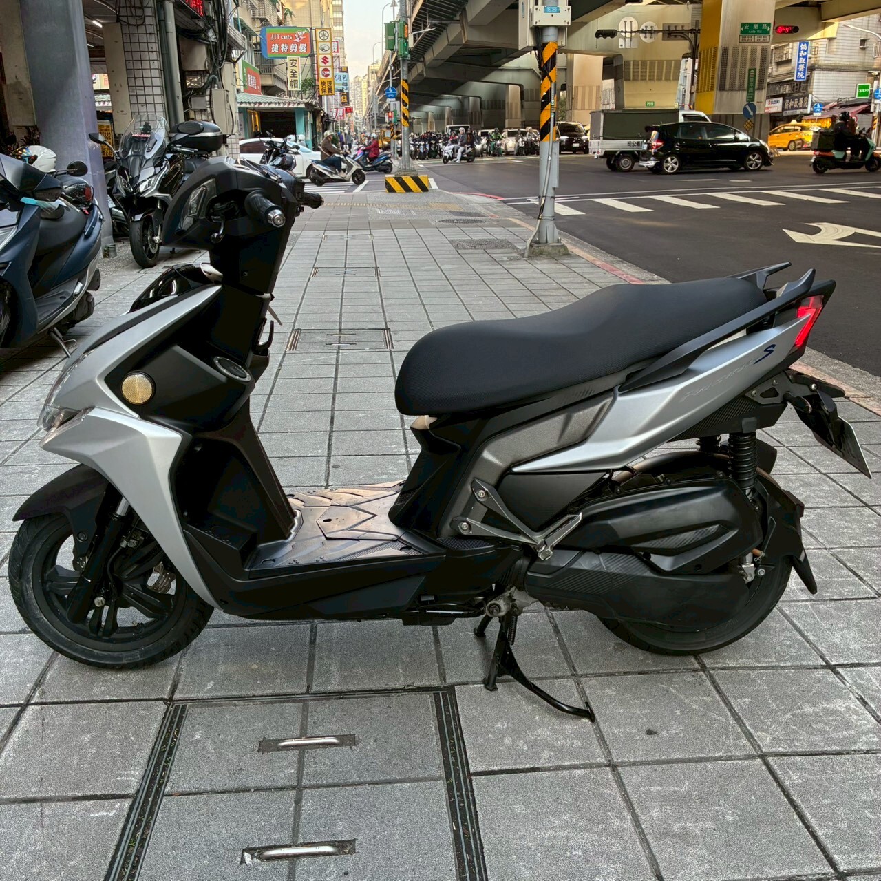 LINE_ALBUM_2017 光陽 雷霆S150 RACINGS 雙碟 _5887 $45000_251216_4