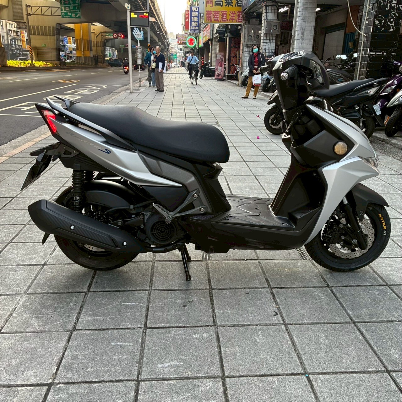 LINE_ALBUM_2017 光陽 雷霆S150 RACINGS 雙碟 _5887 $45000_251216_3