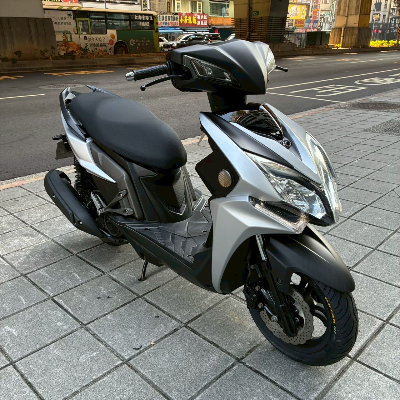 LINE_ALBUM_2017 光陽 雷霆S150 RACINGS 雙碟 _5887 $45000_251216_5