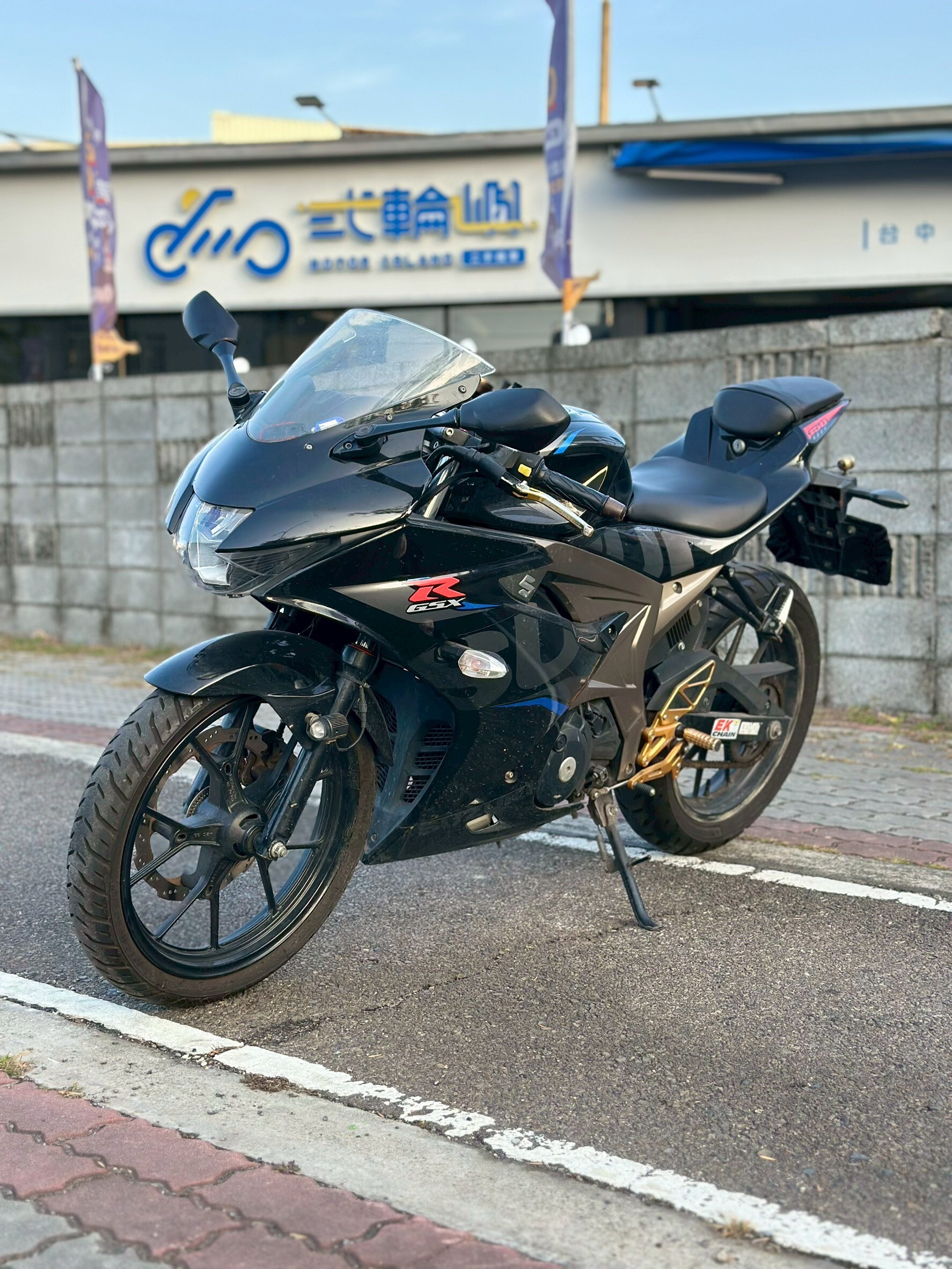 LINE_ALBUM_2017 台鈴 GSX-R150 ABS _6099 368xxKM $45,000_251221_5