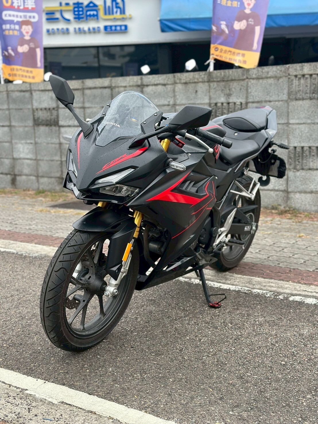 LINE_ALBUM_2022 本田 CBR 150R ABS _5100 33xxKM $85,000_251221_5