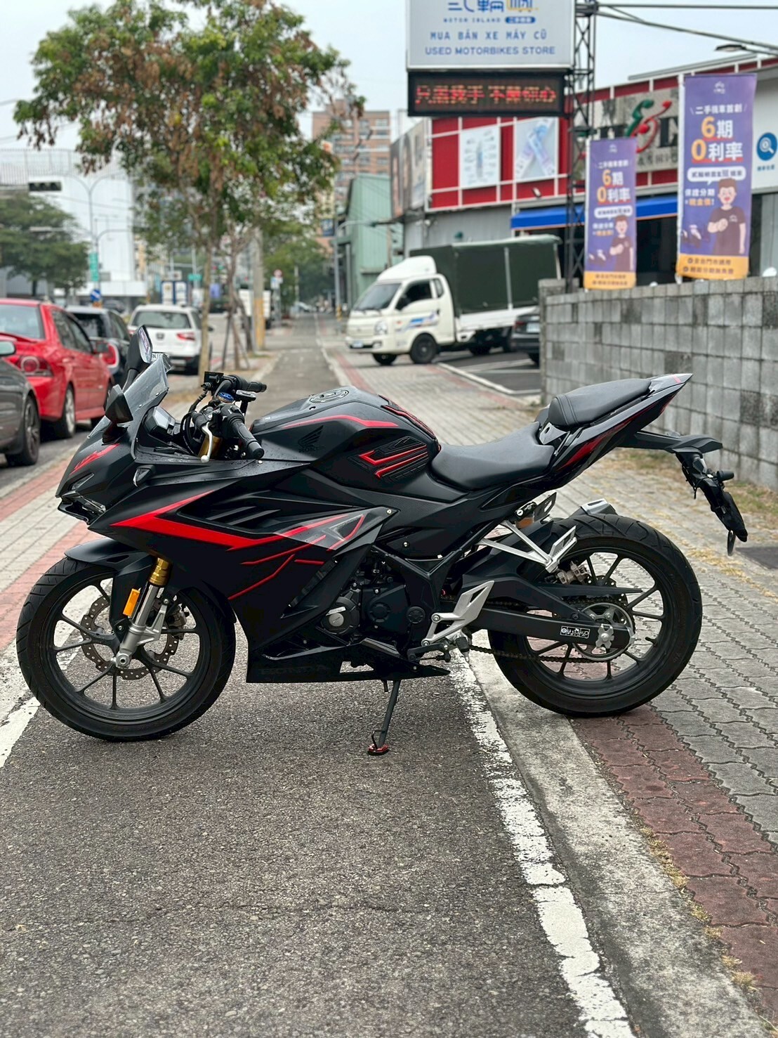 LINE_ALBUM_2022 本田 CBR 150R ABS _5100 33xxKM $85,000_251221_2