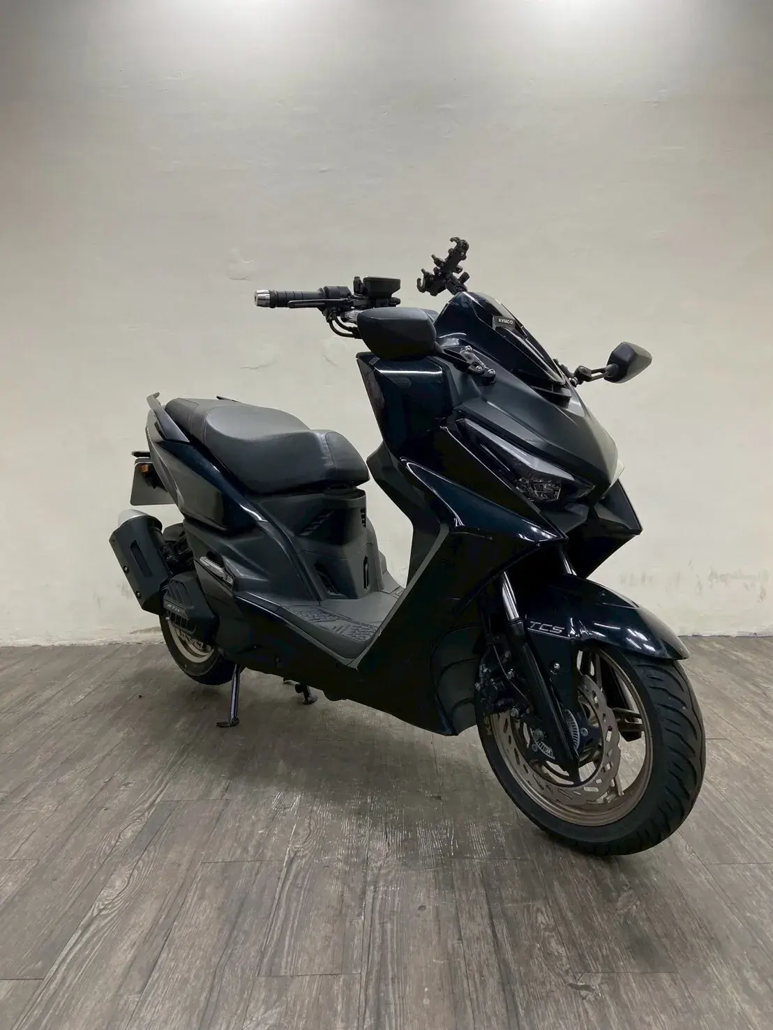 LINE_ALBUM_2022 光陽 KRV 180 ABS+TCS _9339 $72000里程 42XXX_251208_6