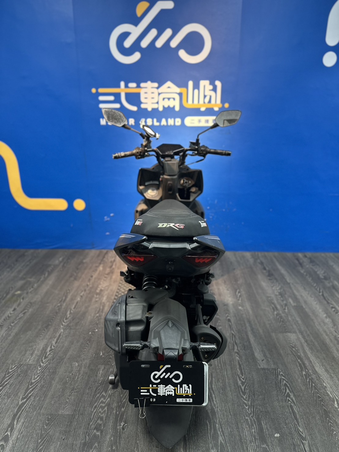 line_oa_chat_251223_135945_group_4