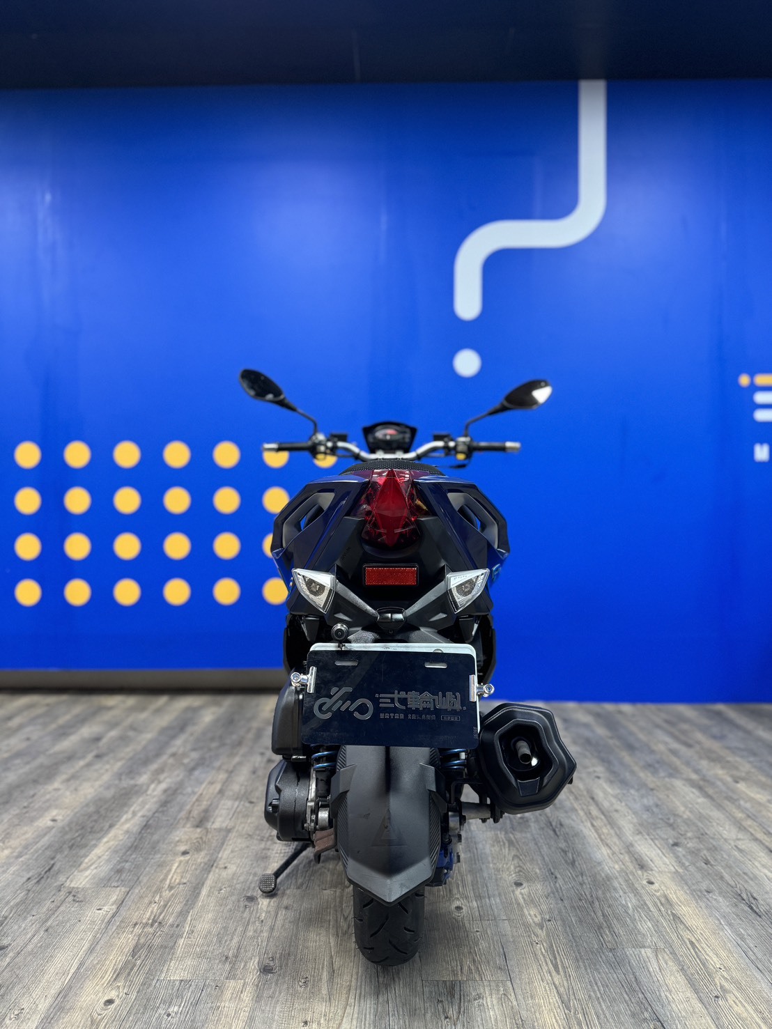 line_oa_chat_251224_183625_group_3